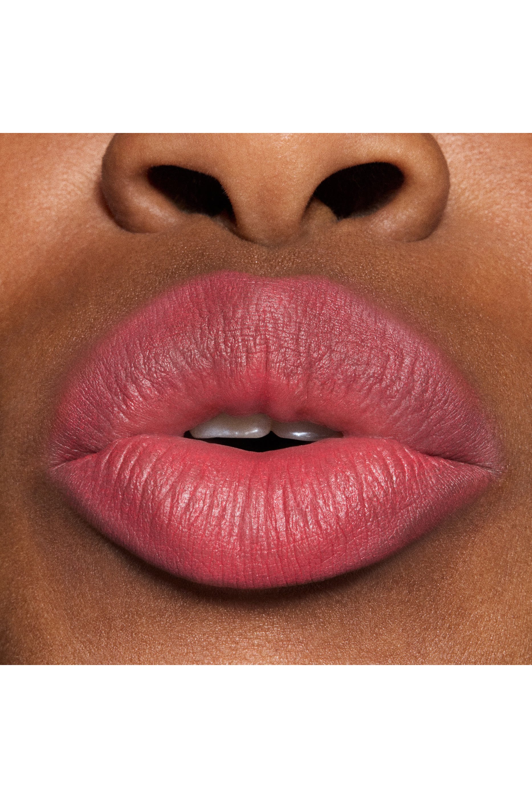 أحمر شفاه باودر كيس هايزي غير لامع