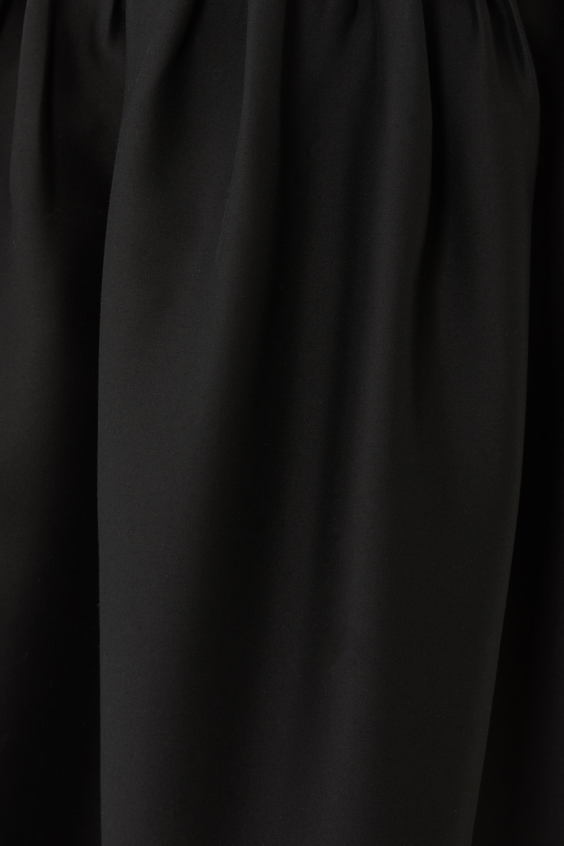 تنورة رسمية بكشكش