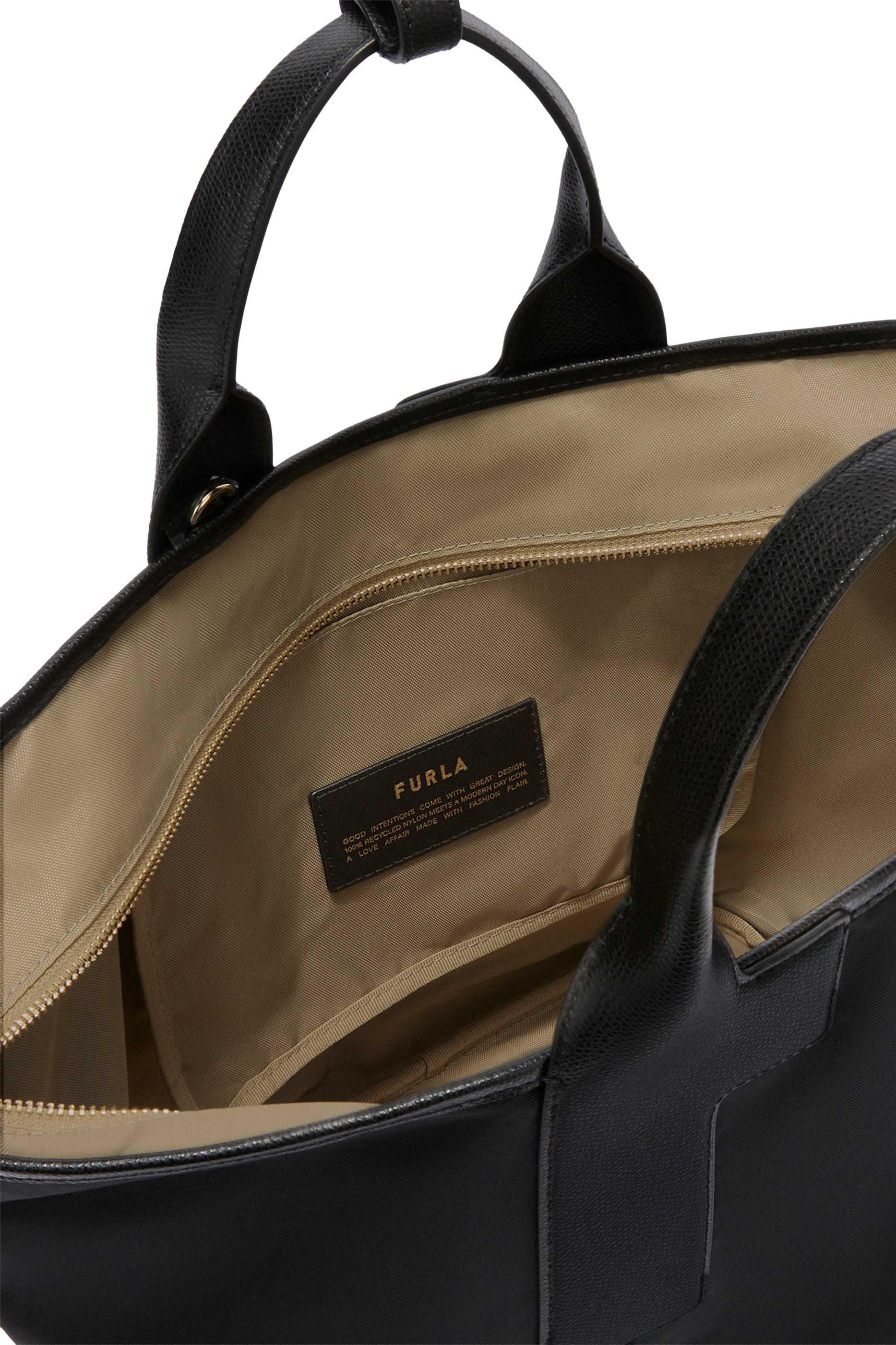 حقيبة يد بيوما