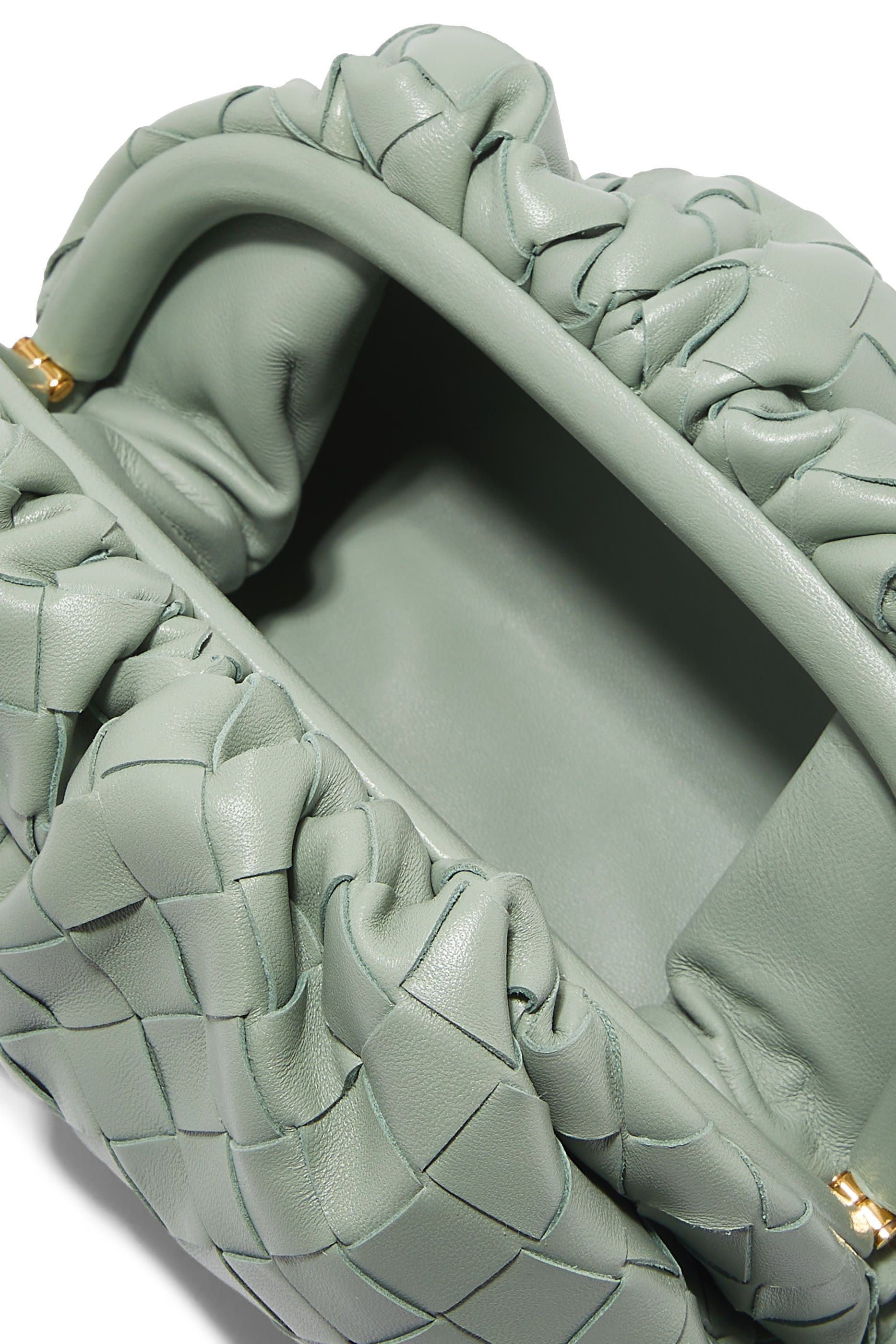 حقيبة صغيرة بتصميم مجدول