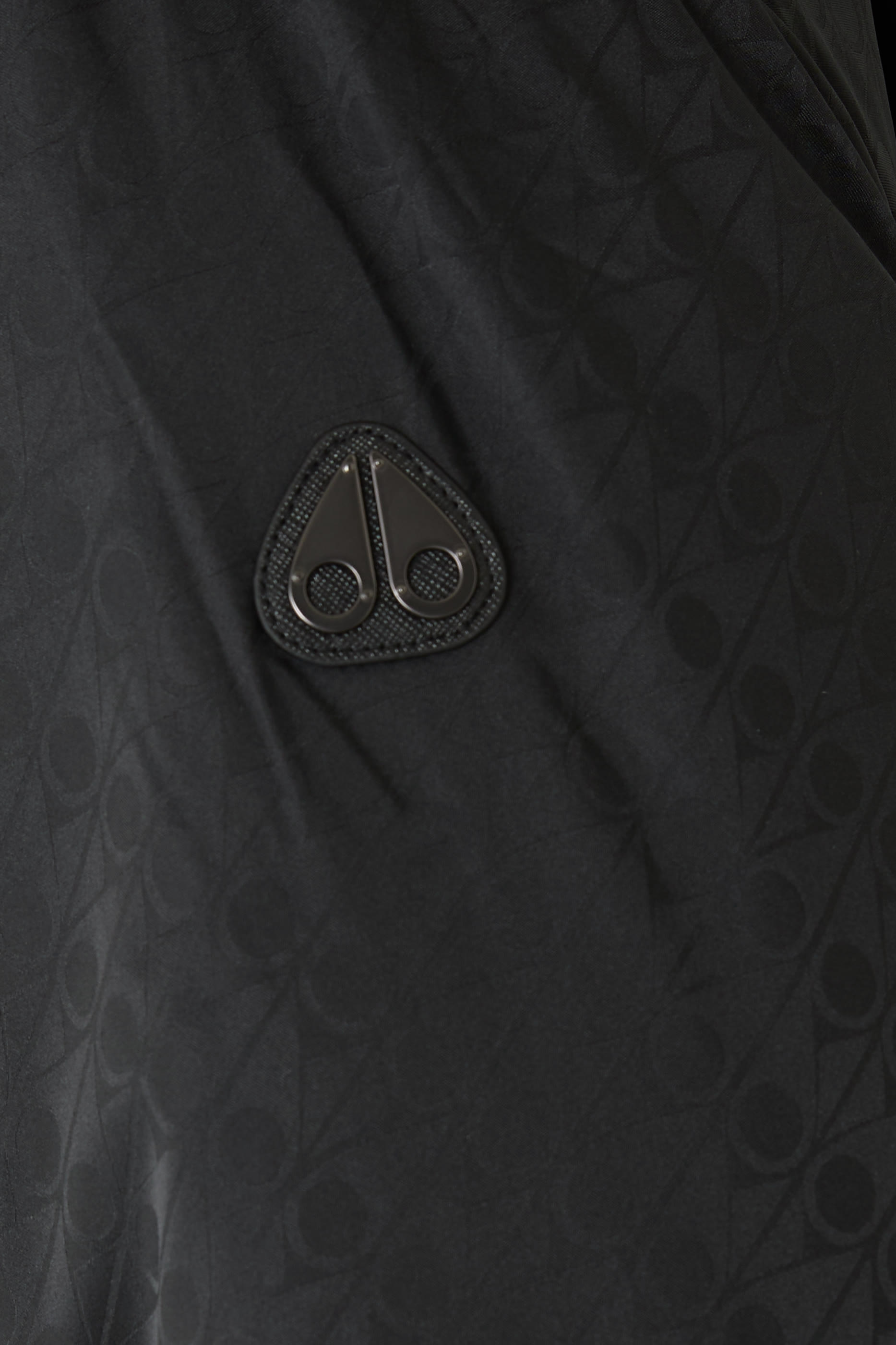 سويت شيرت بوردن باني بتصميم بوجهين