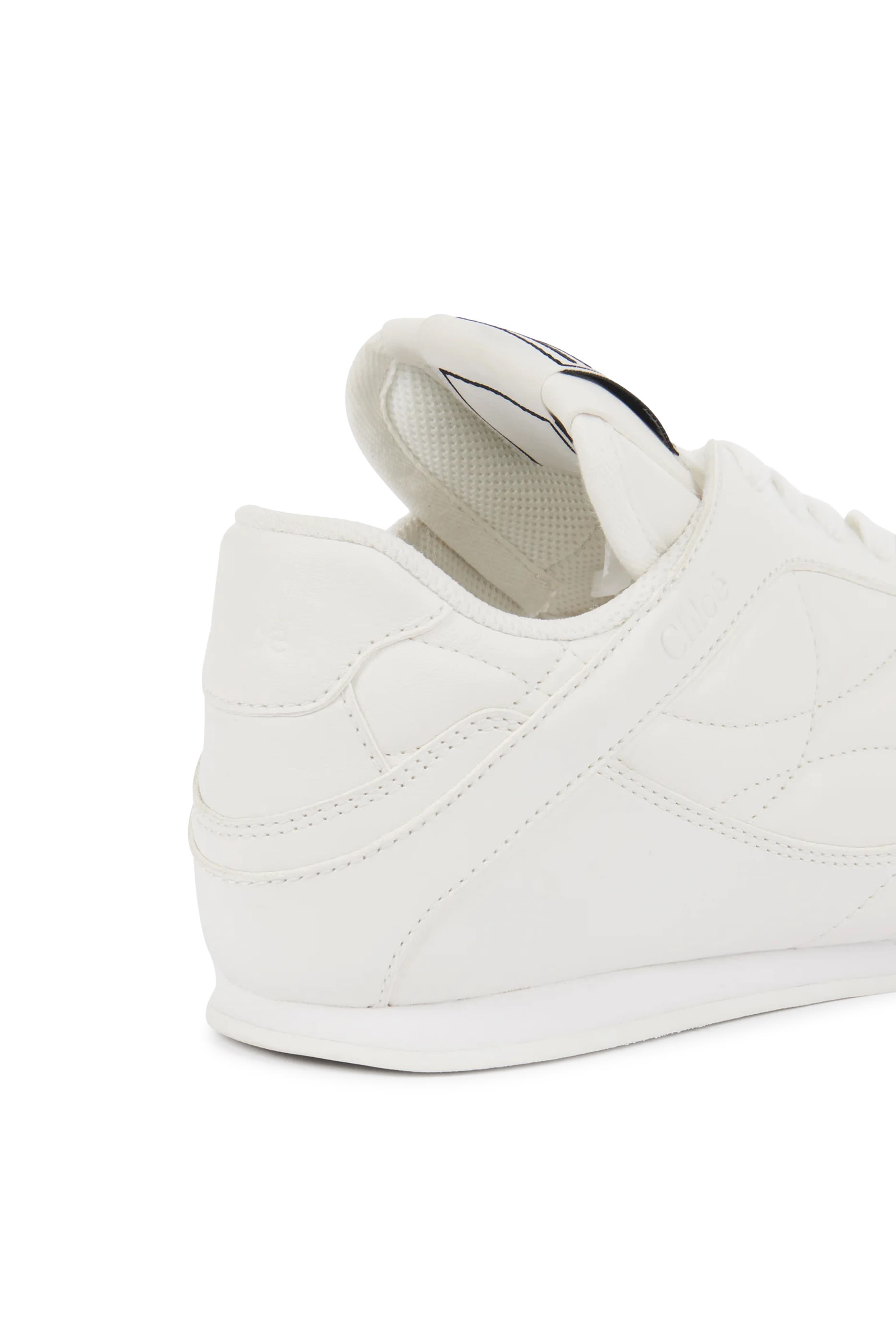 سنيكرز كيك بشعار الماركة