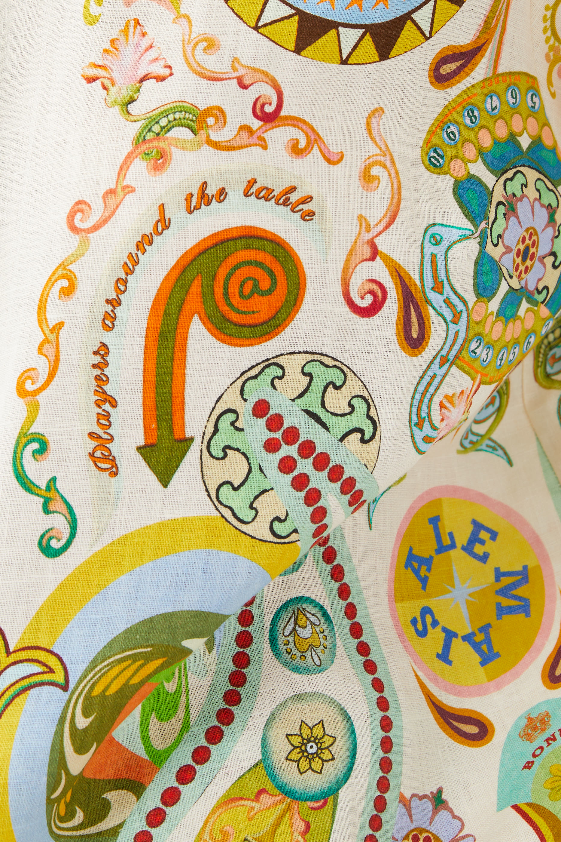 قميص كتان بنقشة كرات ودبابيس