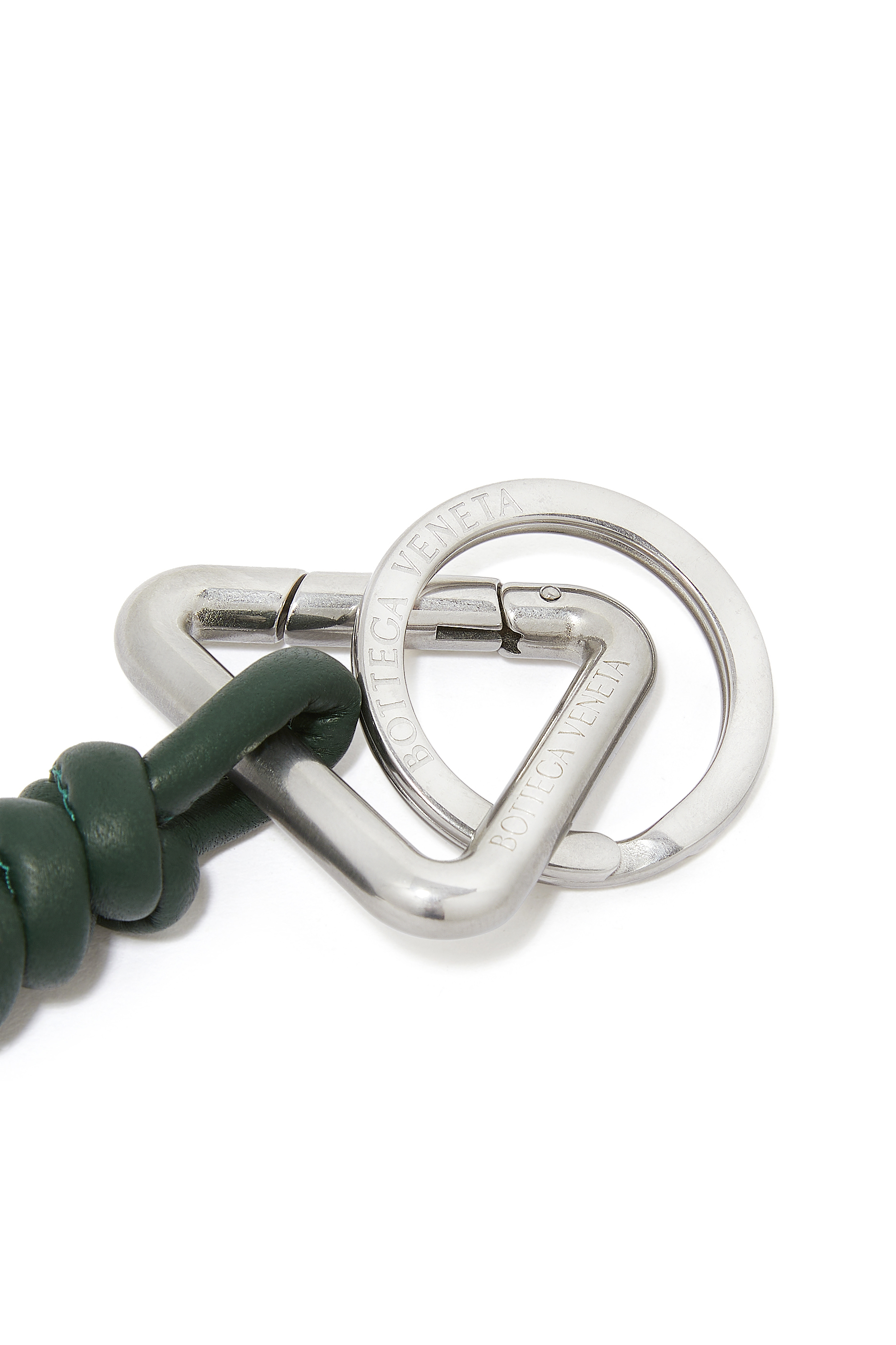 سلسلة مفاتيح بتصميم مثلث