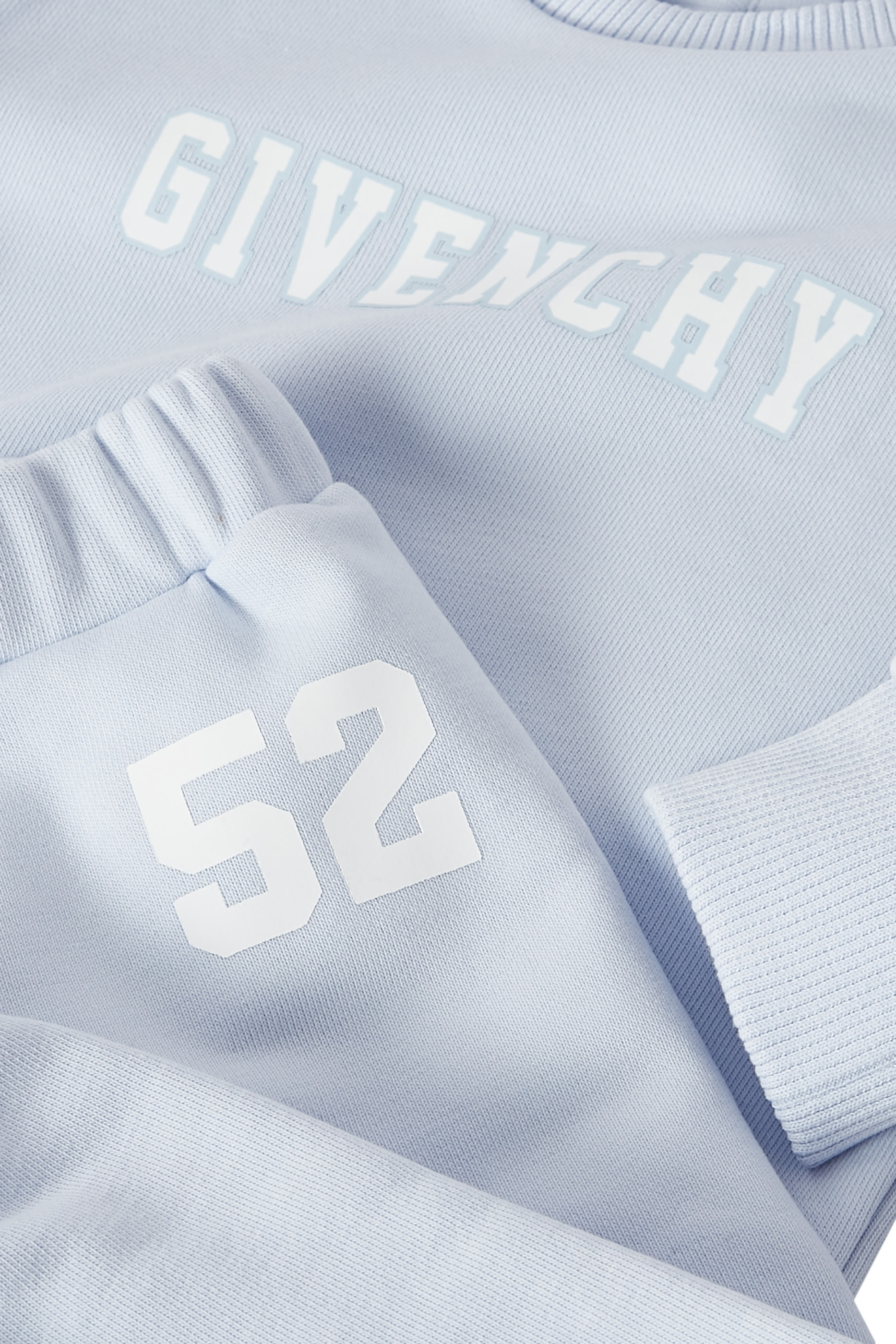 طقم بدلة رياضية بشعار الماركة للأطفال