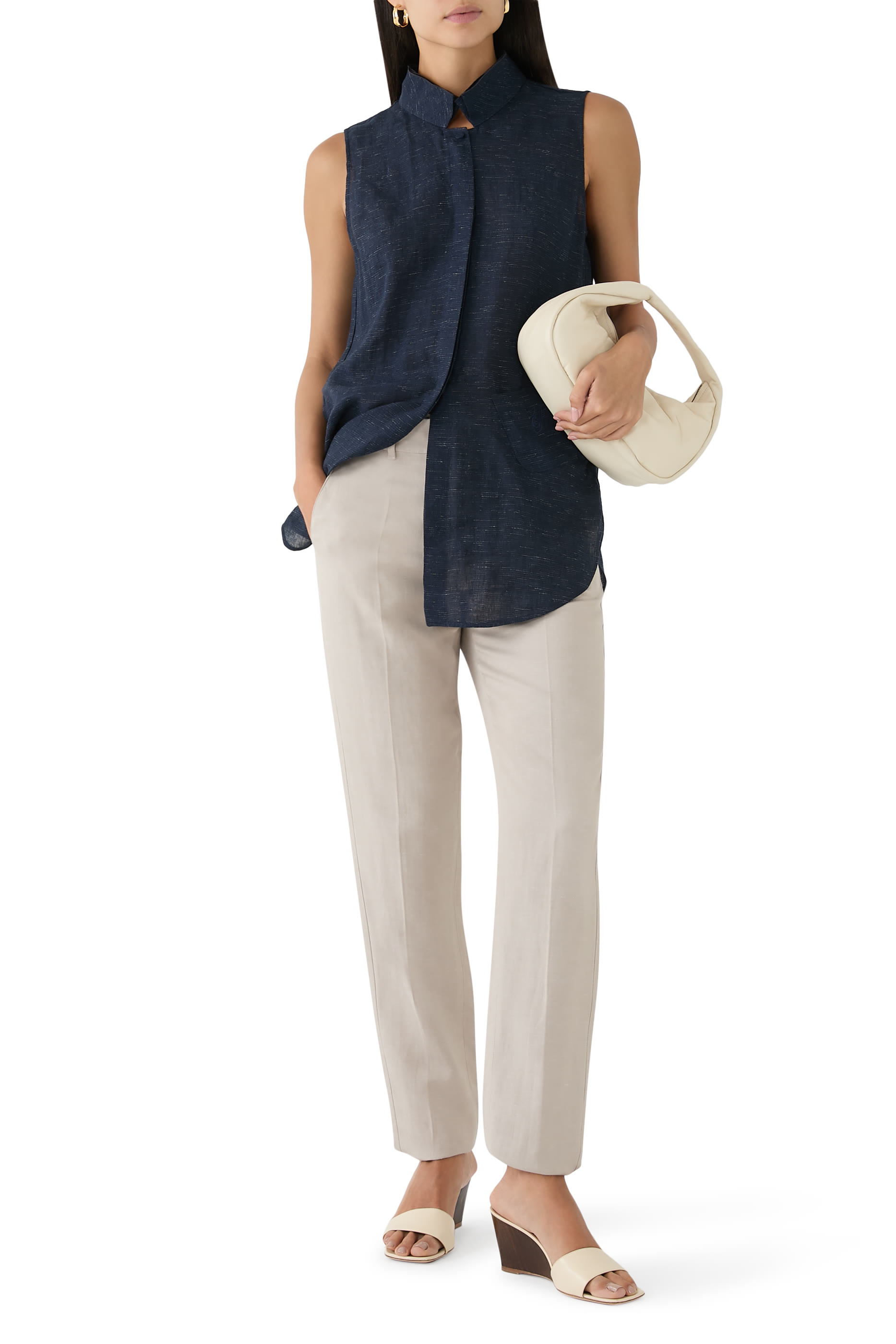 قميص بلا أكمام