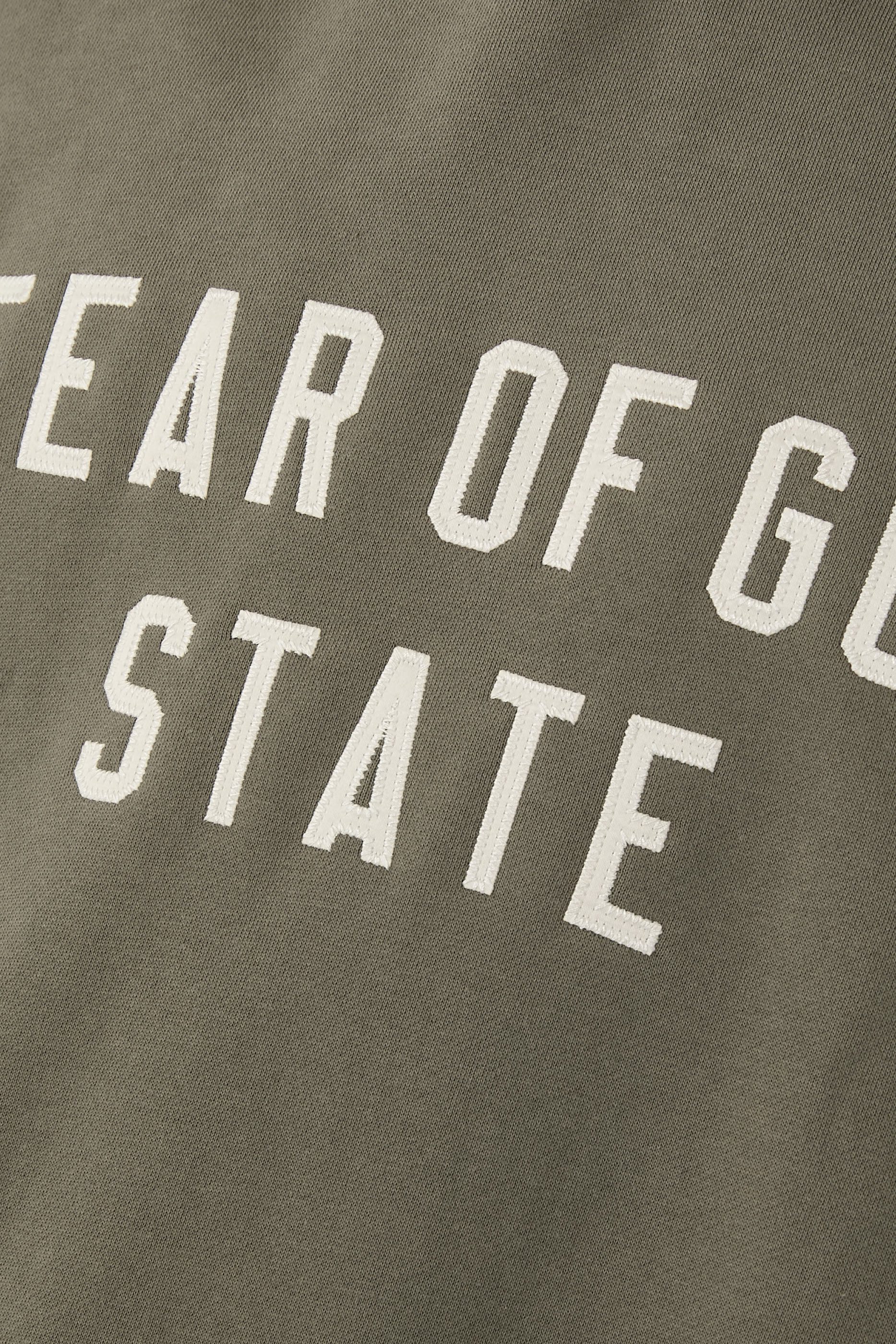 هودي بقصة مستوحاة من التسعينات صوف