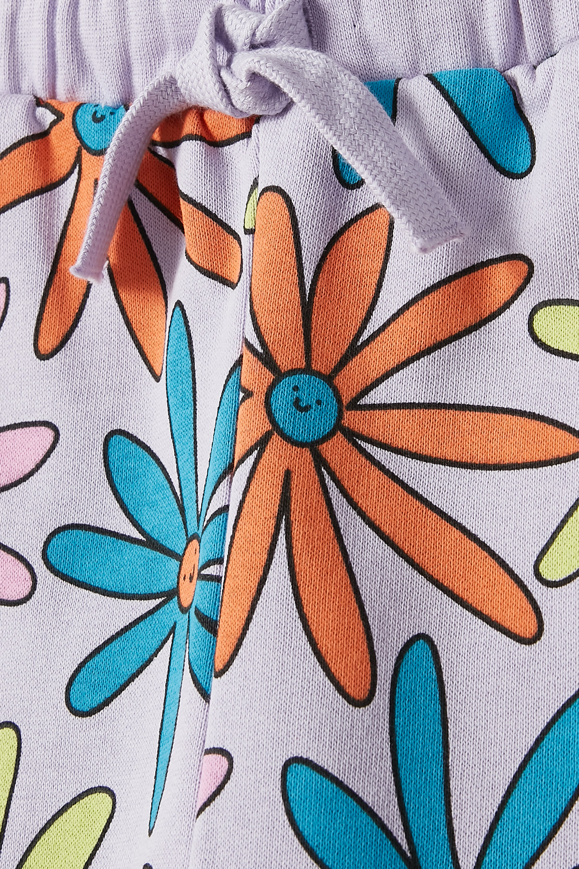 بنطال رياضي بطبعات قطن مستدام للأطفال