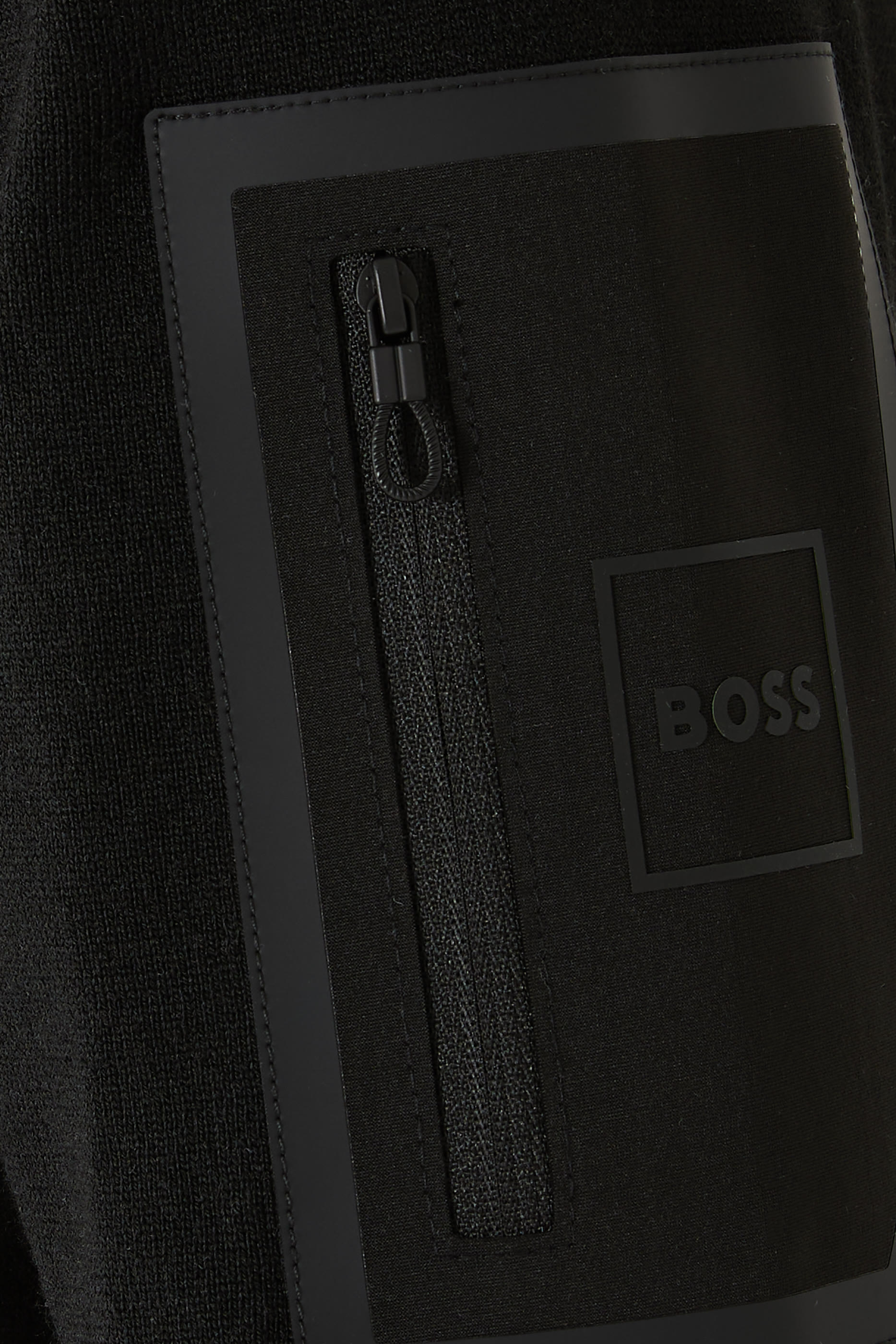 جاكيت هايبيرد بأكمام بجيب بسحاب 