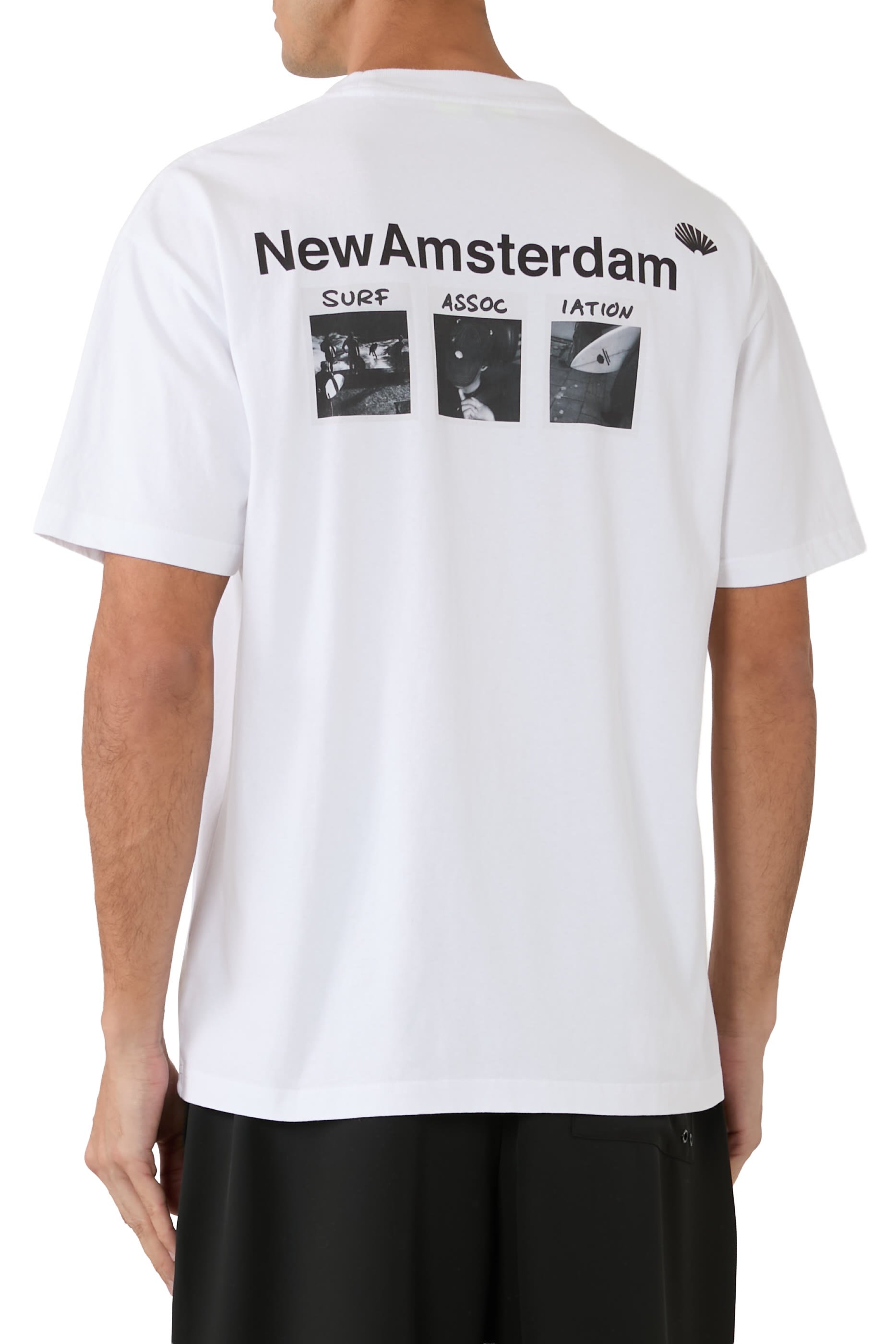 تيشيرت بشعار الماركة