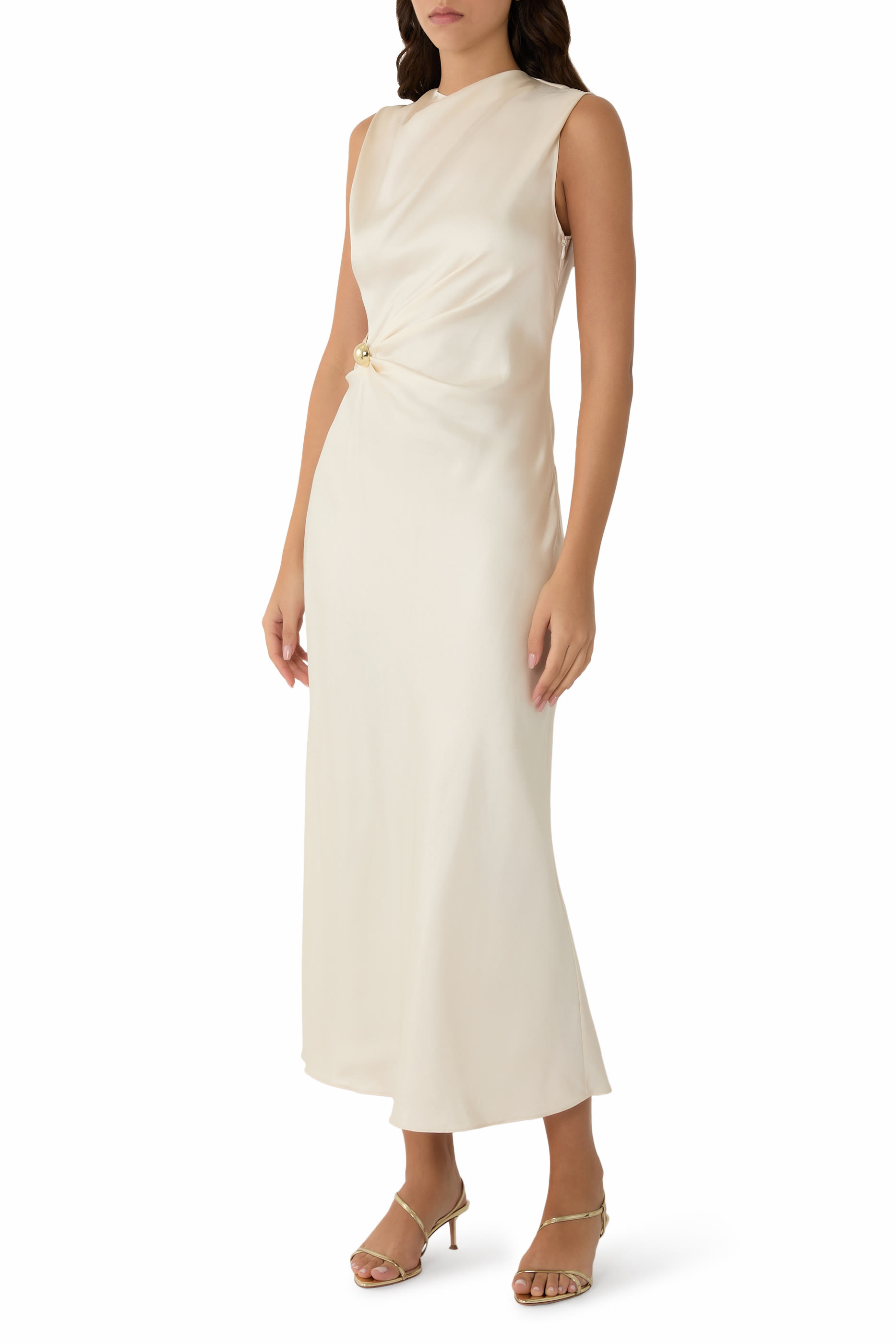 فستان روان درابيه مزين بحلية معدنية