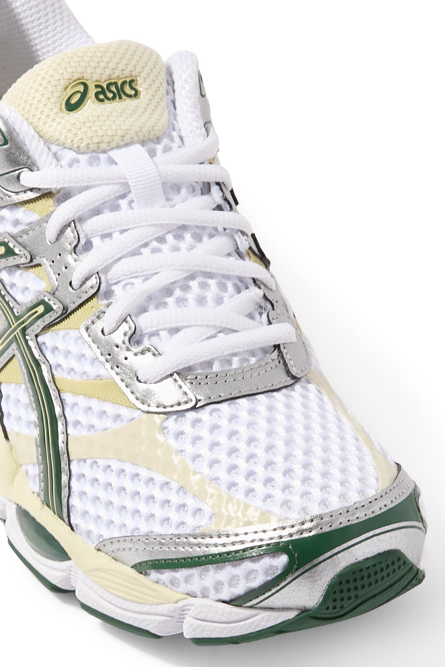 سنيكرز جل كومولوس 16