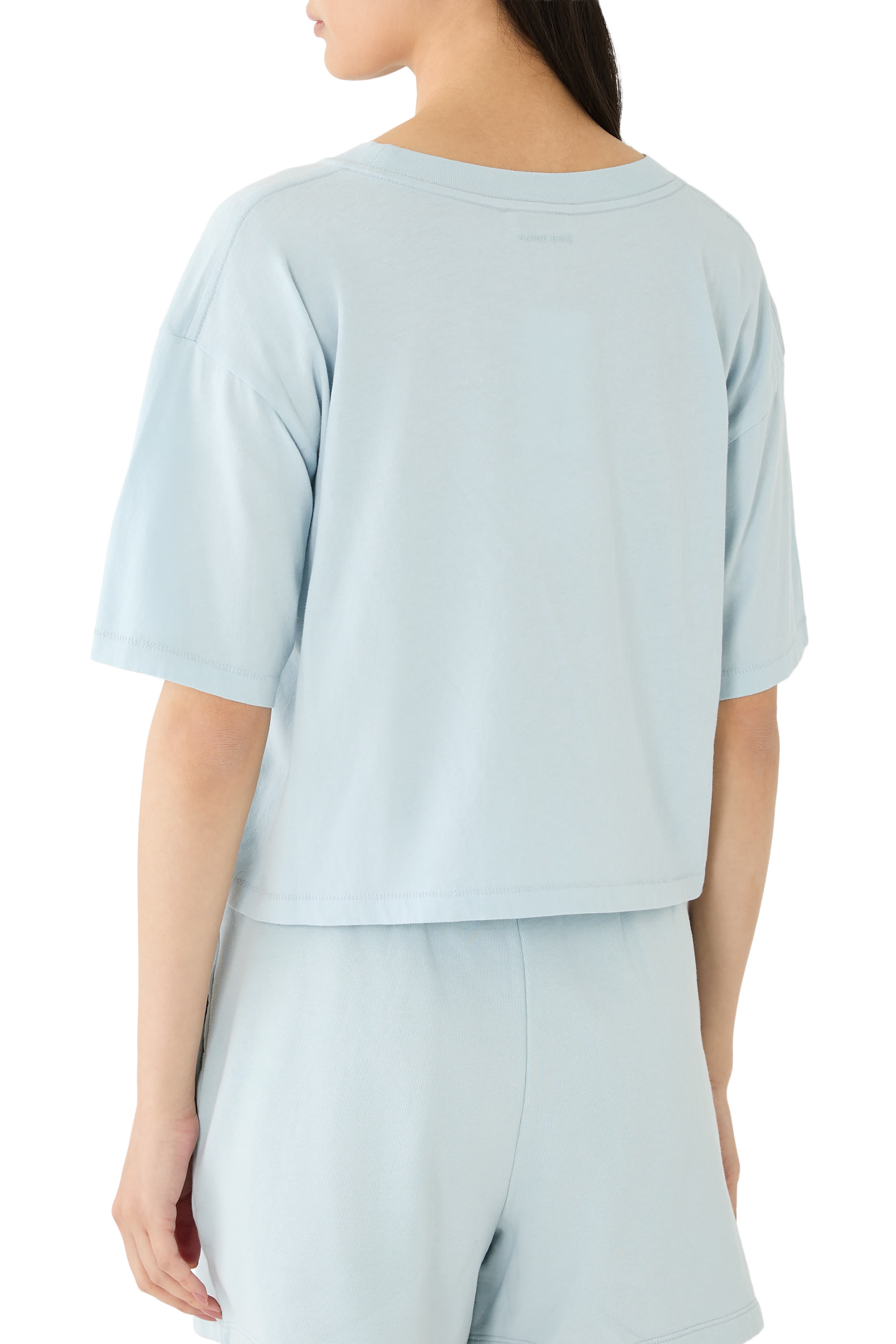 تيشيرت جوني بقصة قصيرة