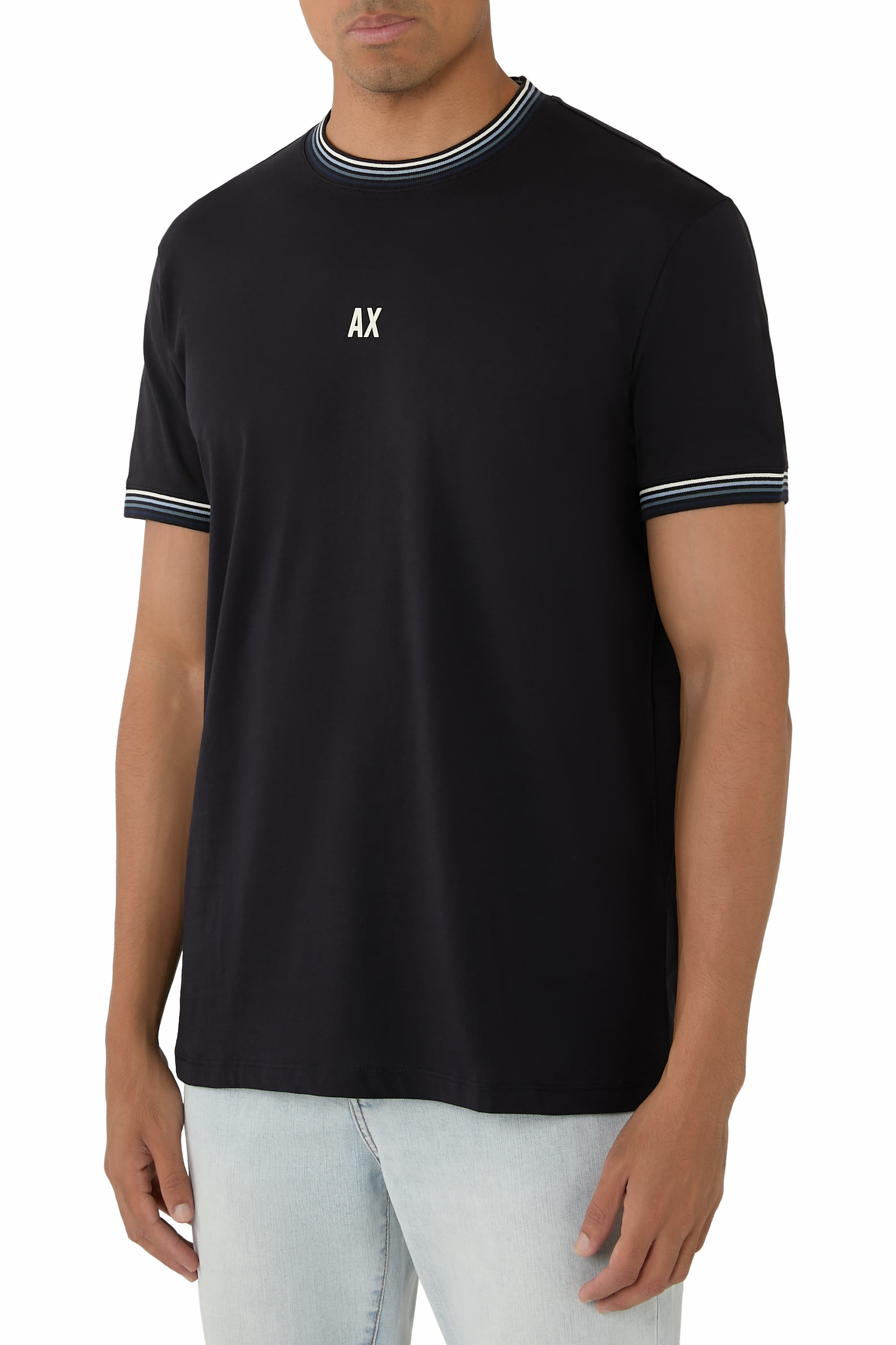 تيشيرت بشعار الماركة