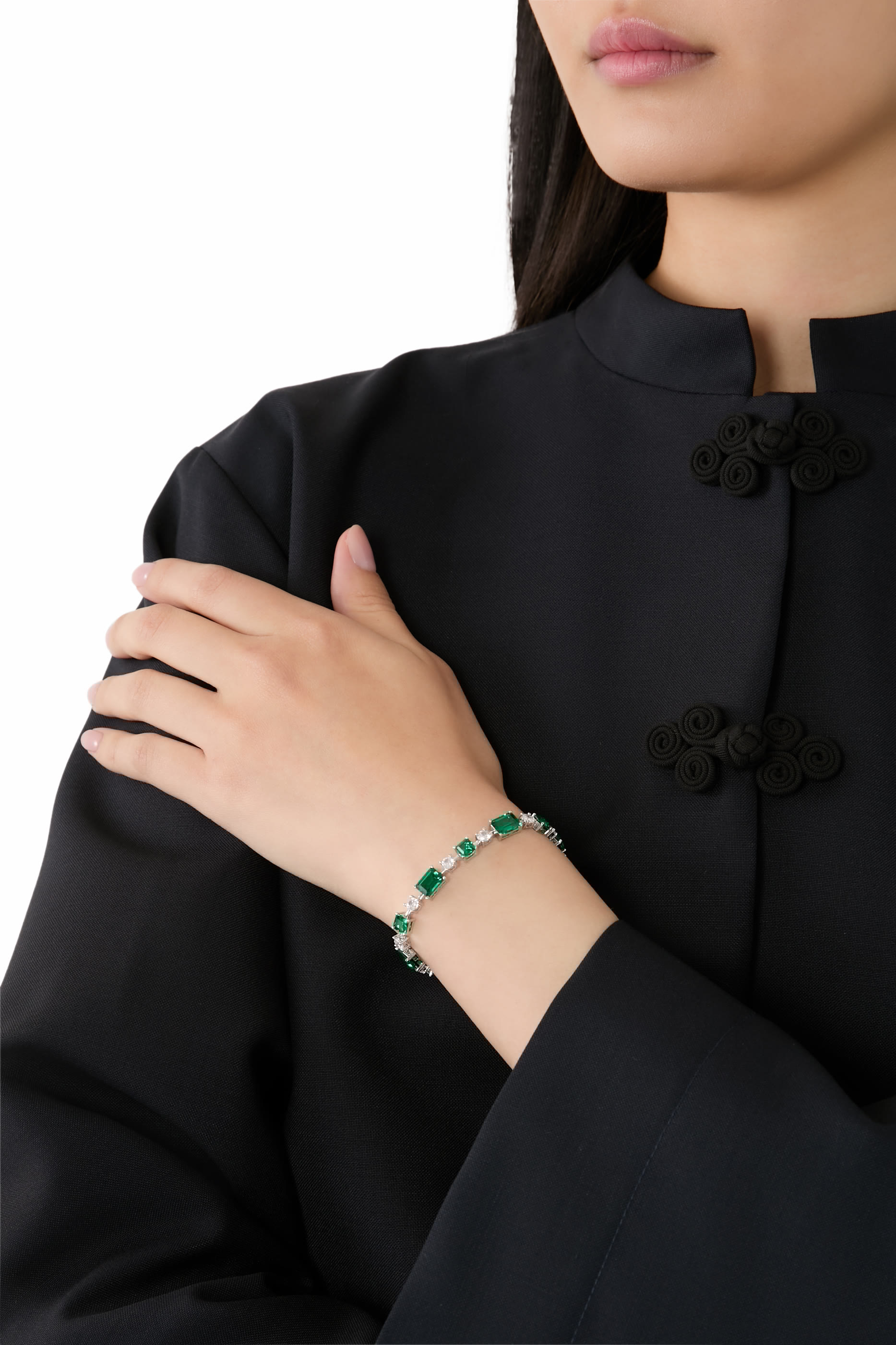 سوار مرصع بماس وزمرد