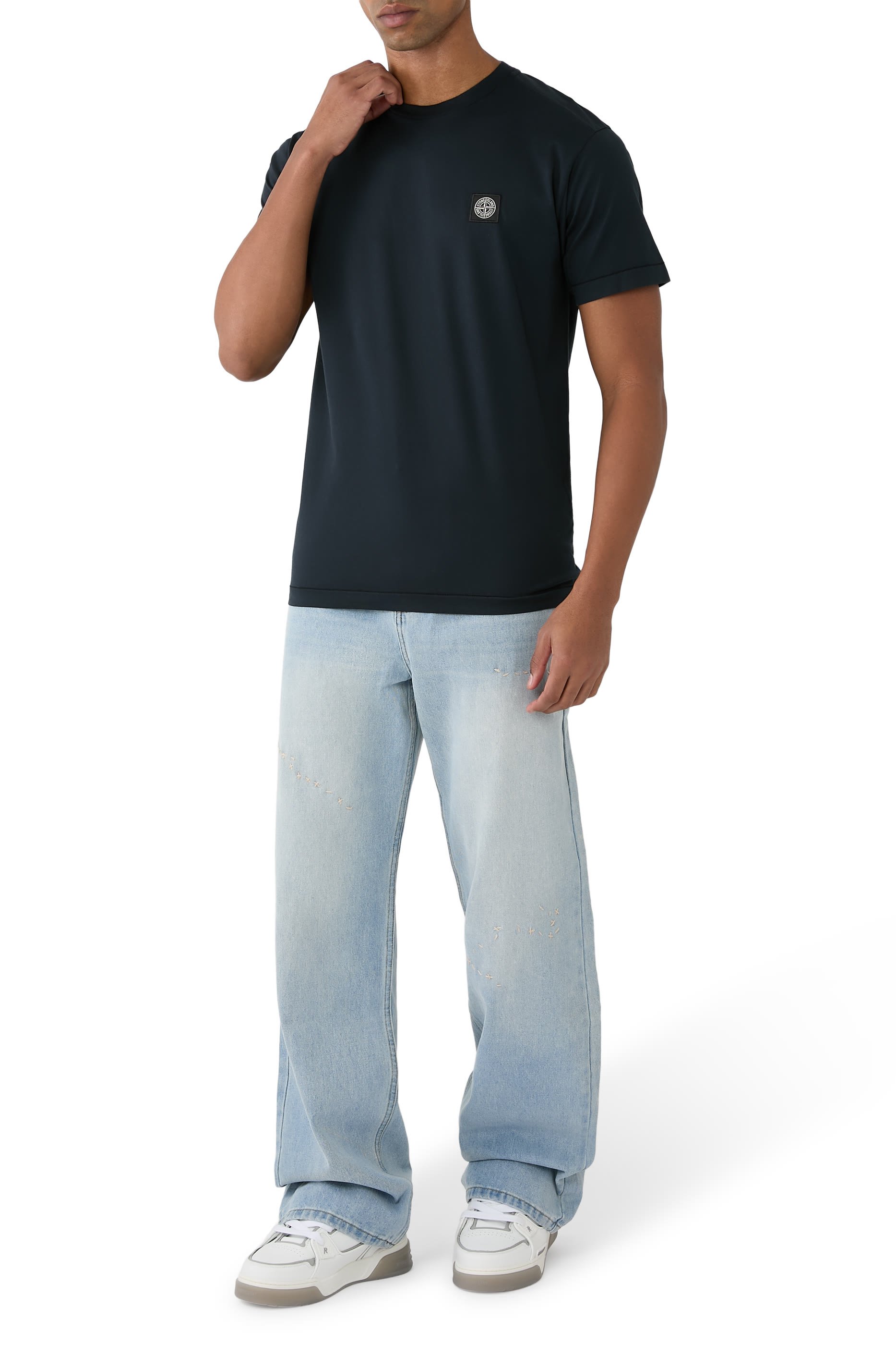 تيشيرت برقعة شعار الماركة