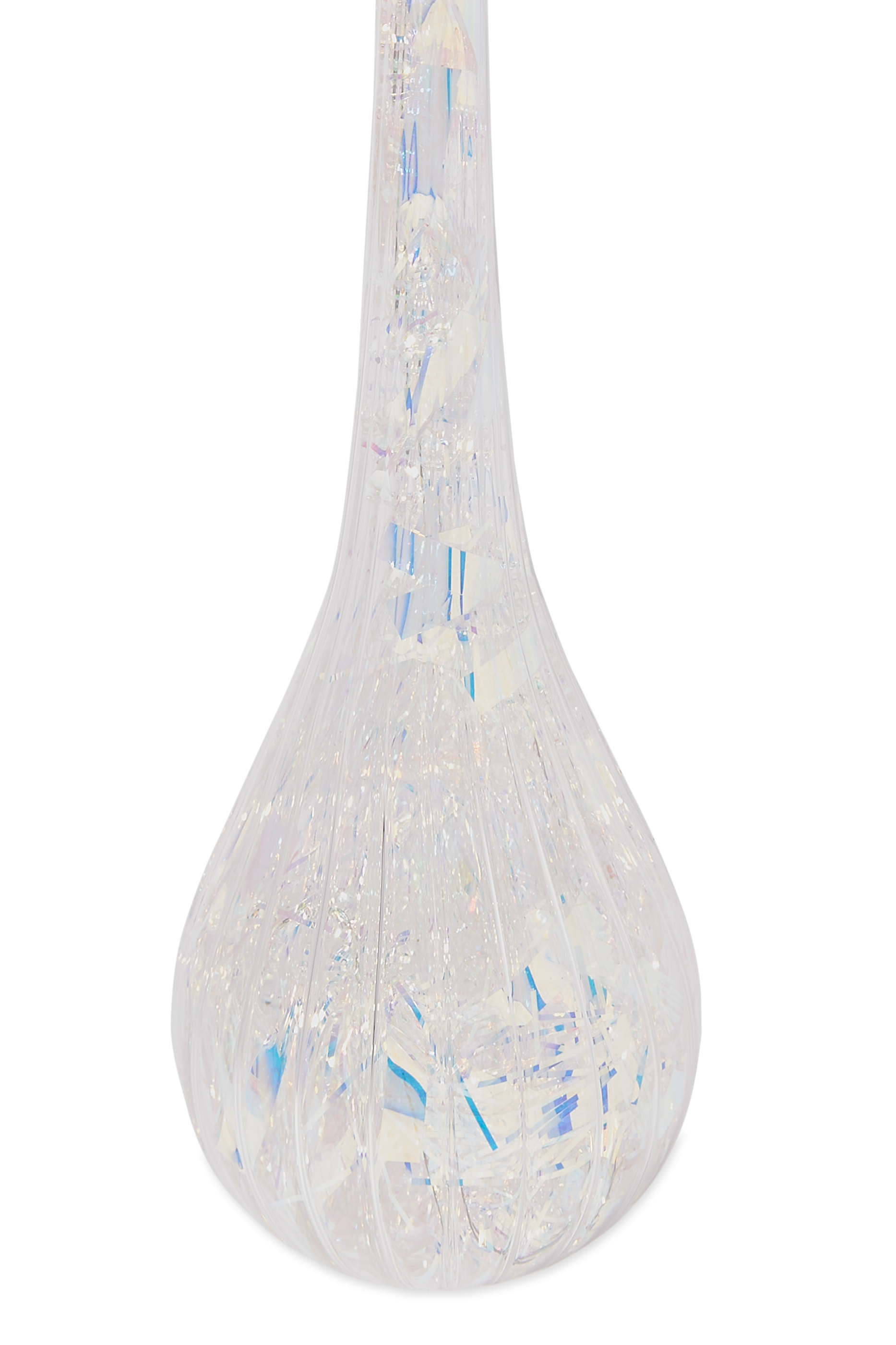 زينة بتصميم قطرة زجاج