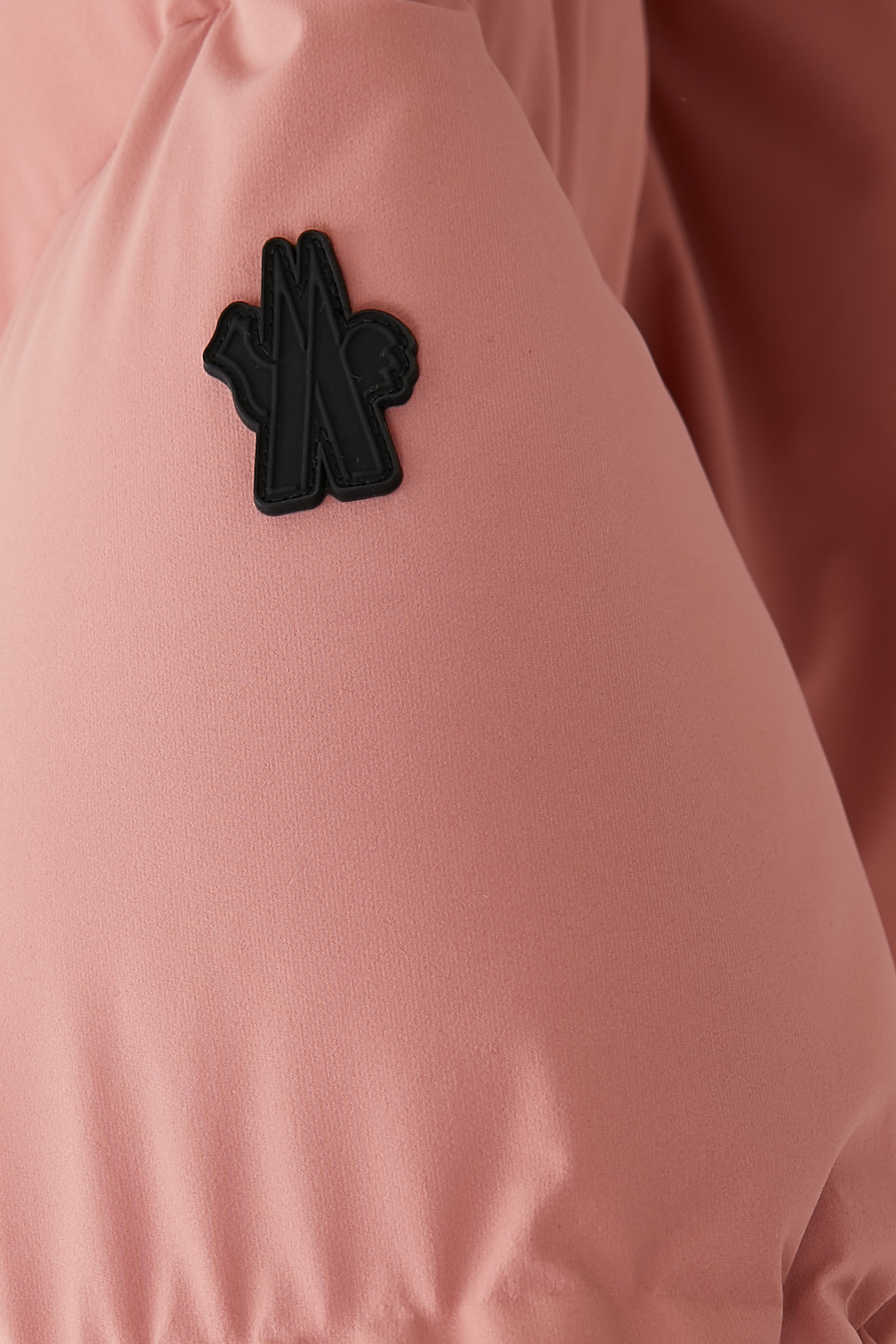 جاكيت بومبر اليساز مبطن