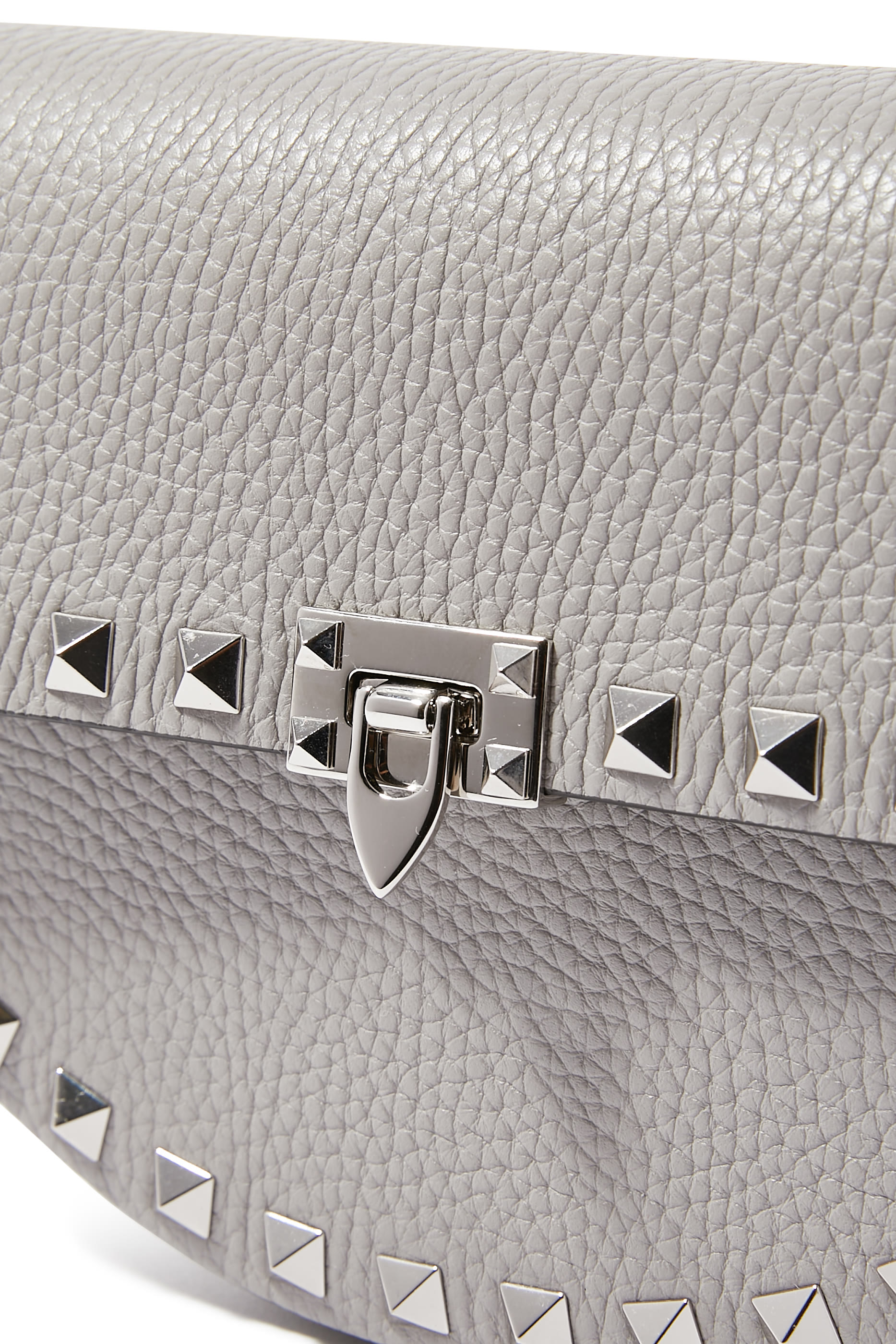 حقيبة كروس صغيرة مرصعة بحلي هرمية