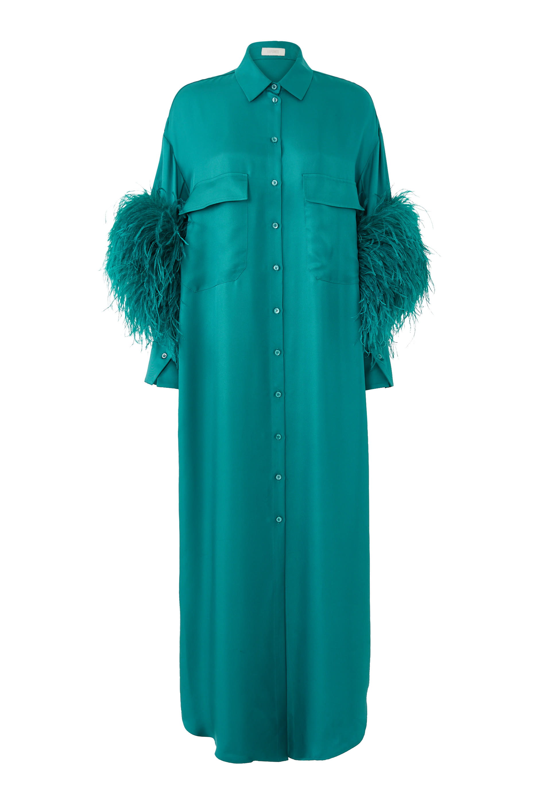 فستان بأزرار مزين بالريش