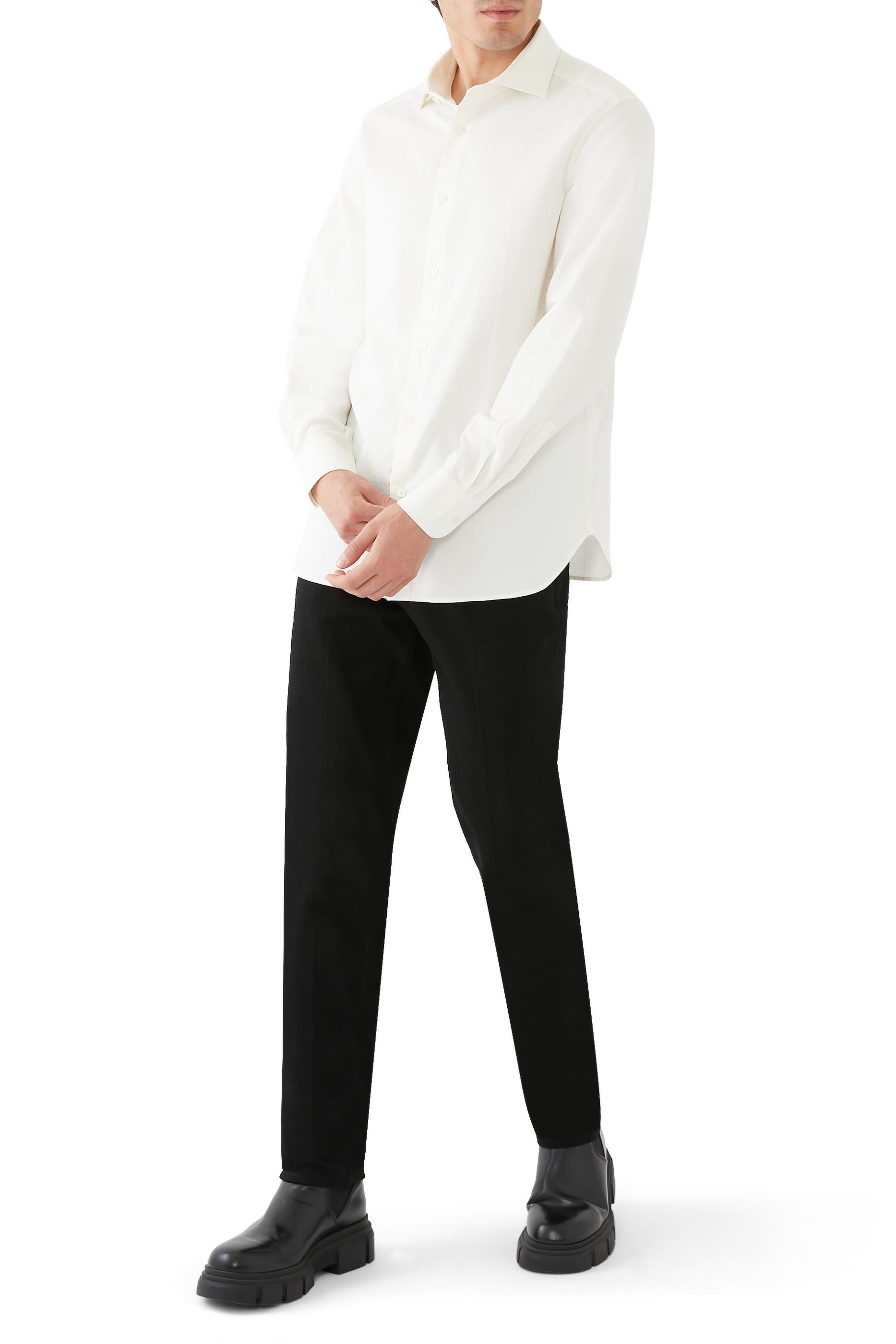 قميص مزين بنقشة شعار الماركة جاكار بالكامل