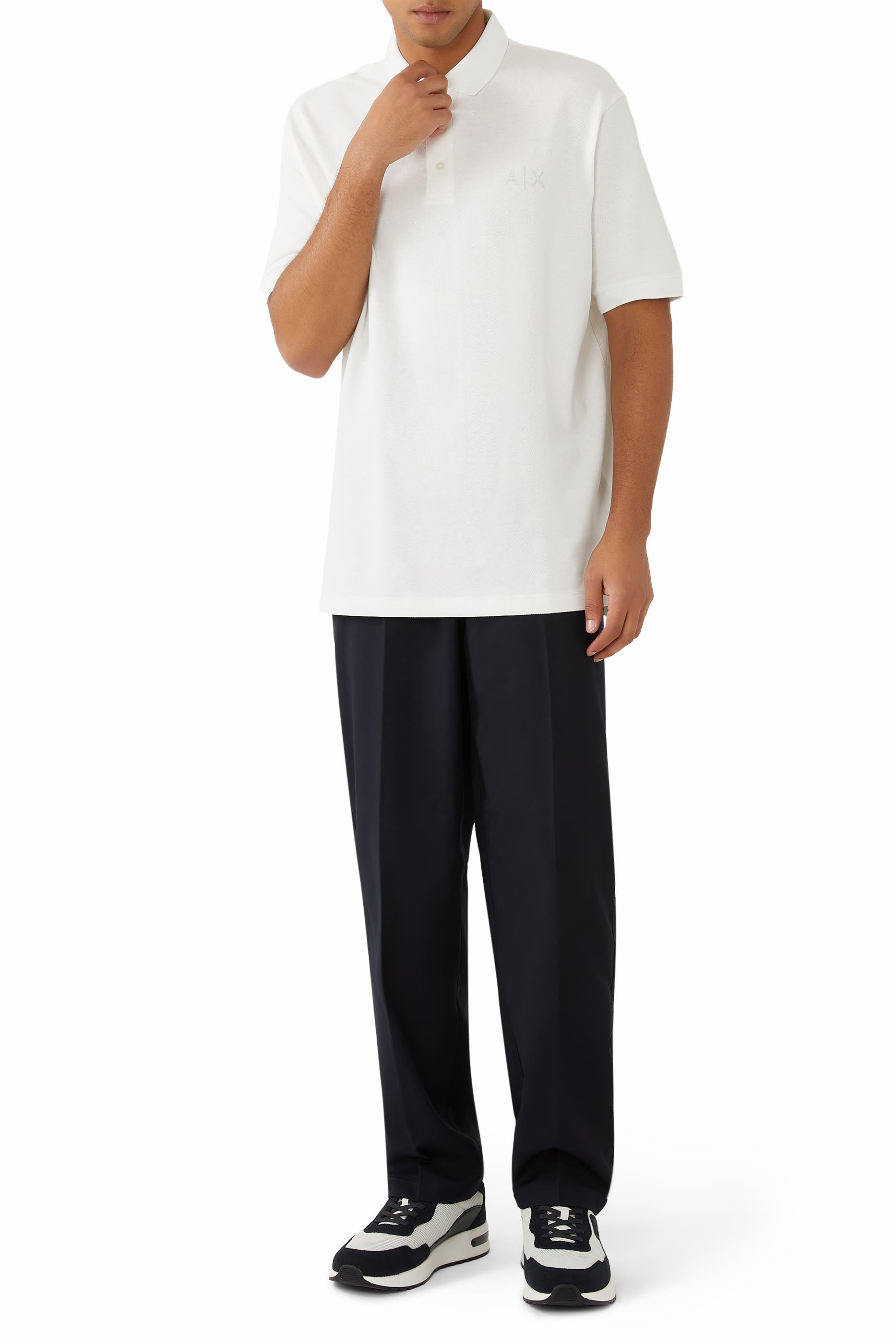 بنطال بقصة ضيقة