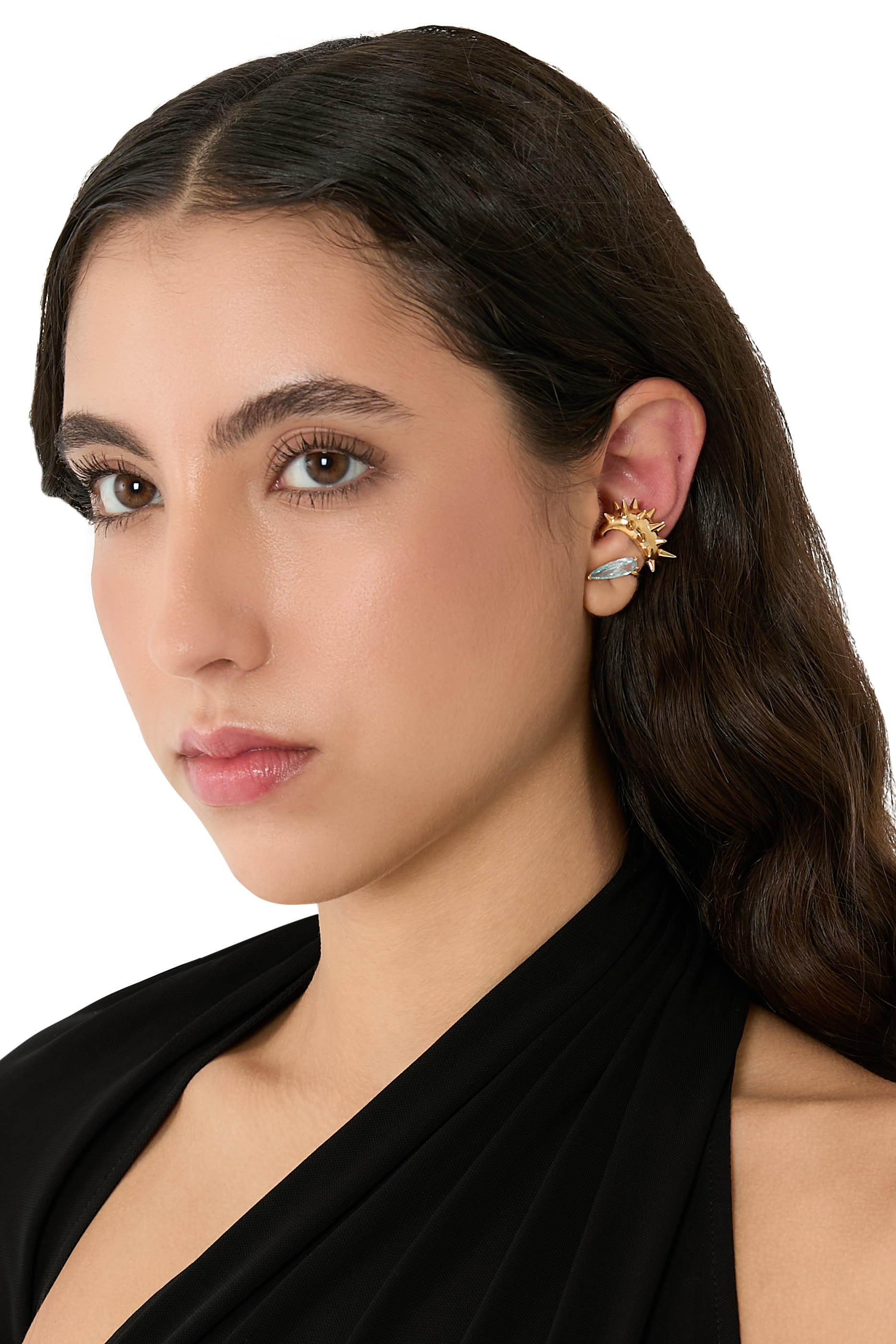 قرط اليان صغير بتفاصيل مدببة مزين بكريستال، فضة إسترلينية 925