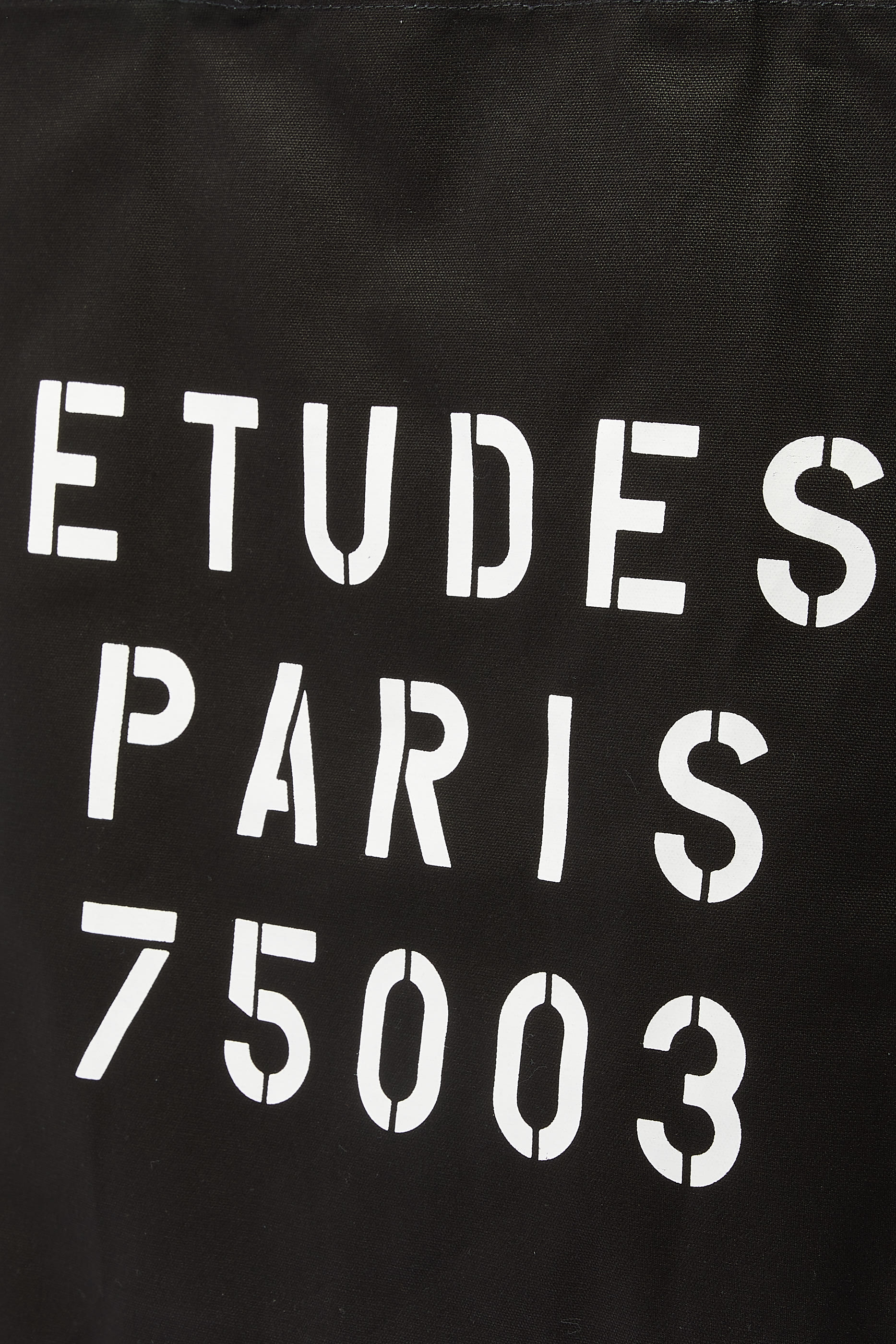 حقيبة يد نوفمبر بطبعات ستنسل