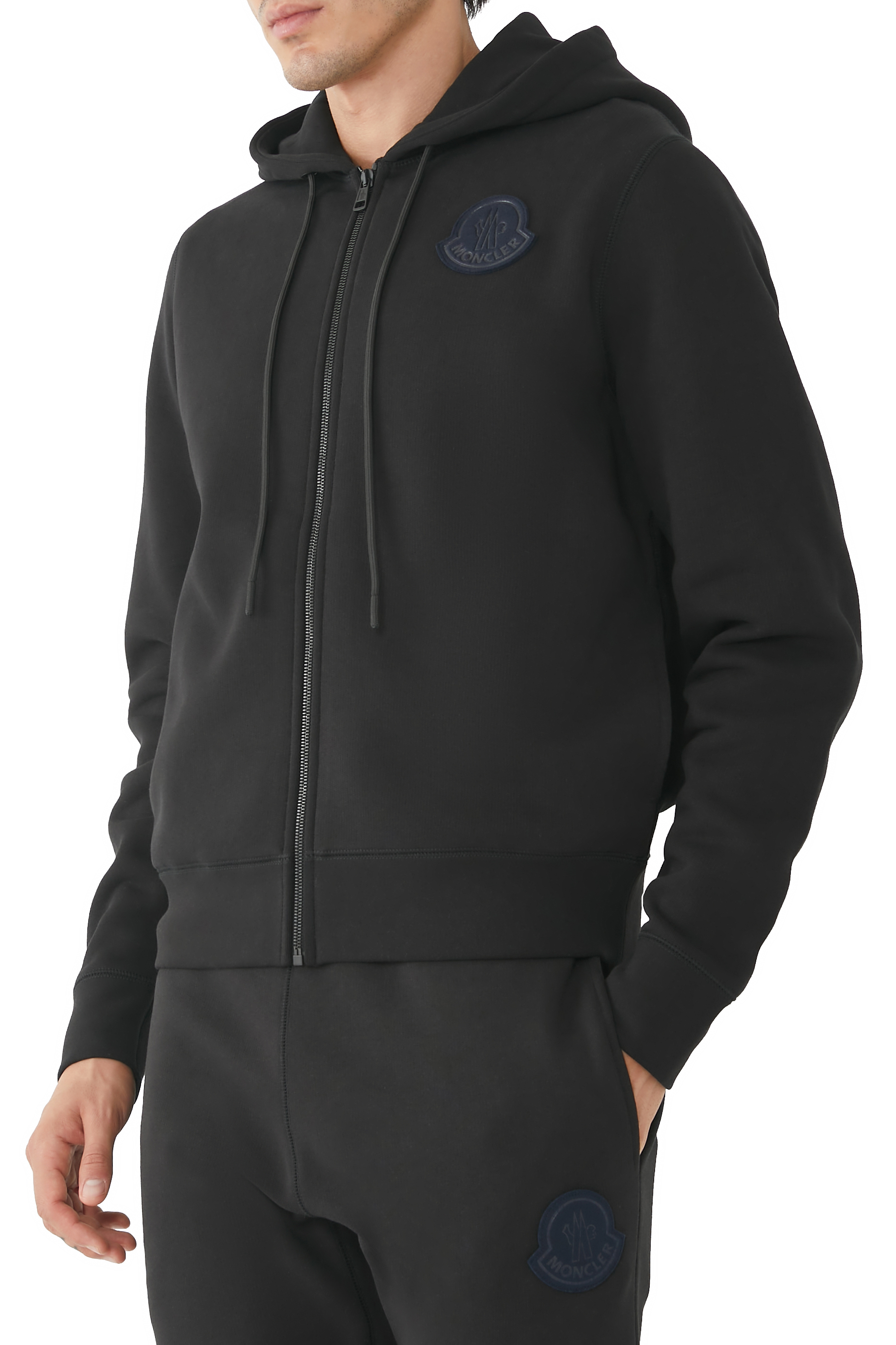 سويت شيرت بسحاب ورقعة شعار الماركة