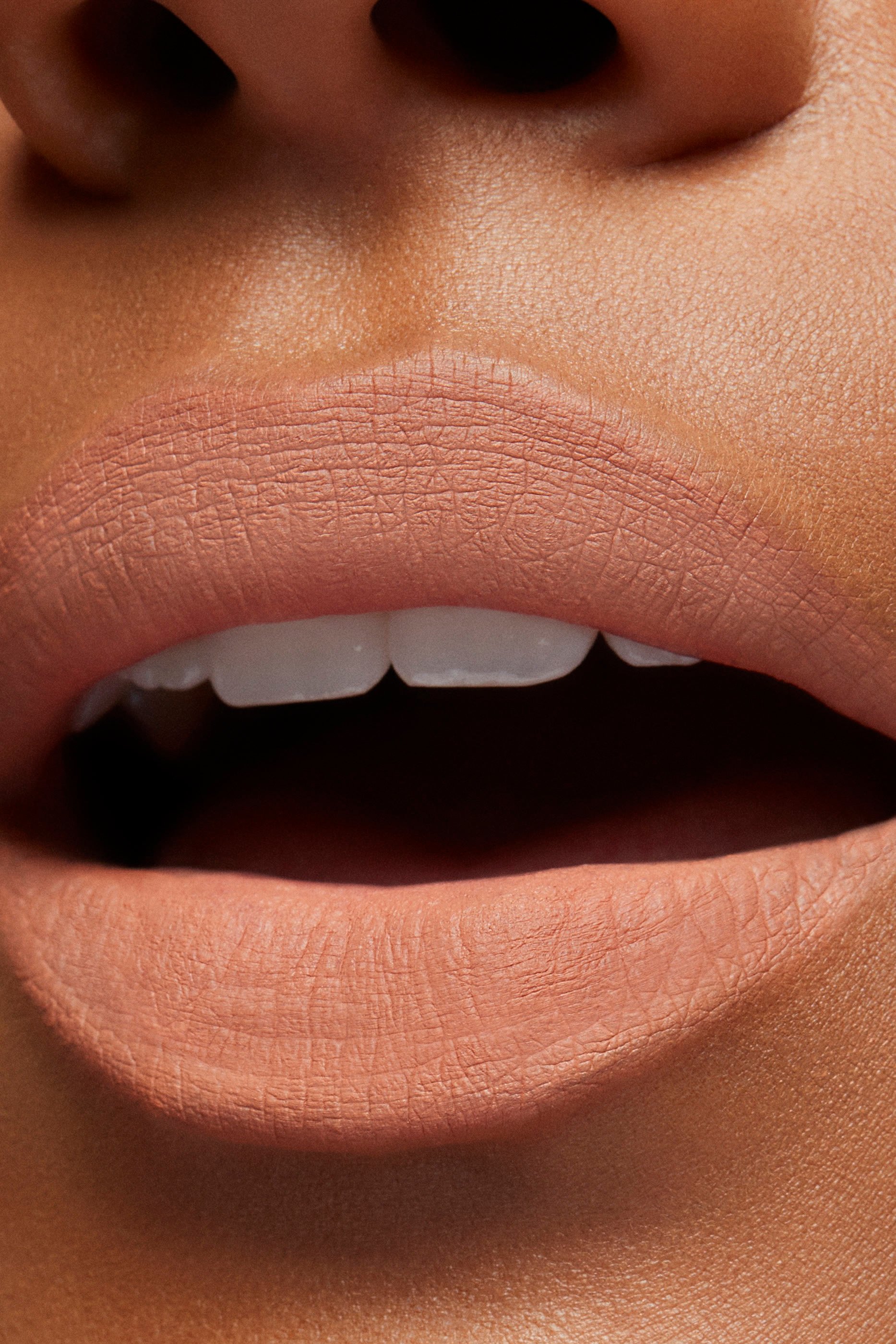 أحمر شفاه لوكد كيس إنك