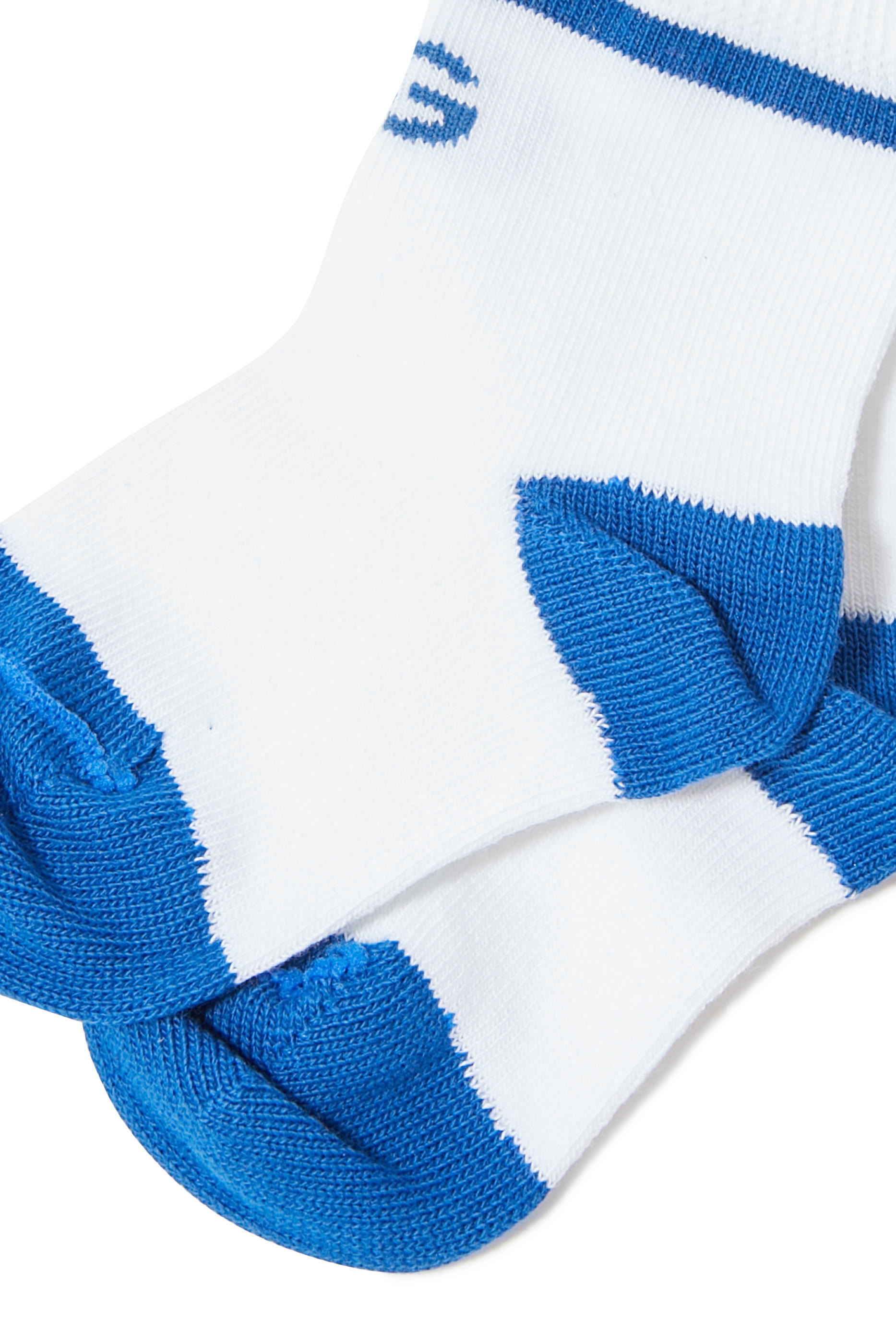 جوارب بشعار الماركة جاكار للأطفال