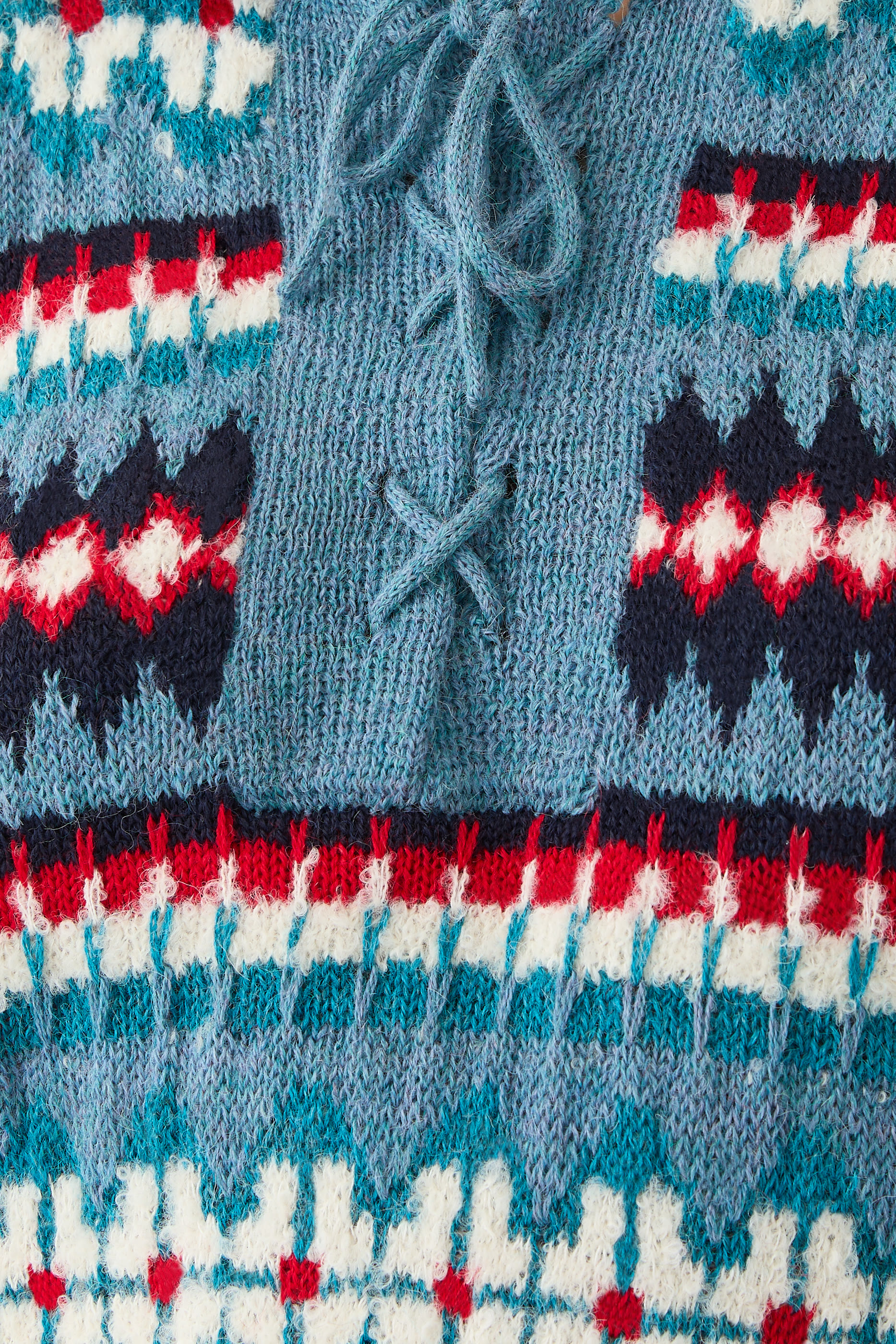 سترة بأربطة