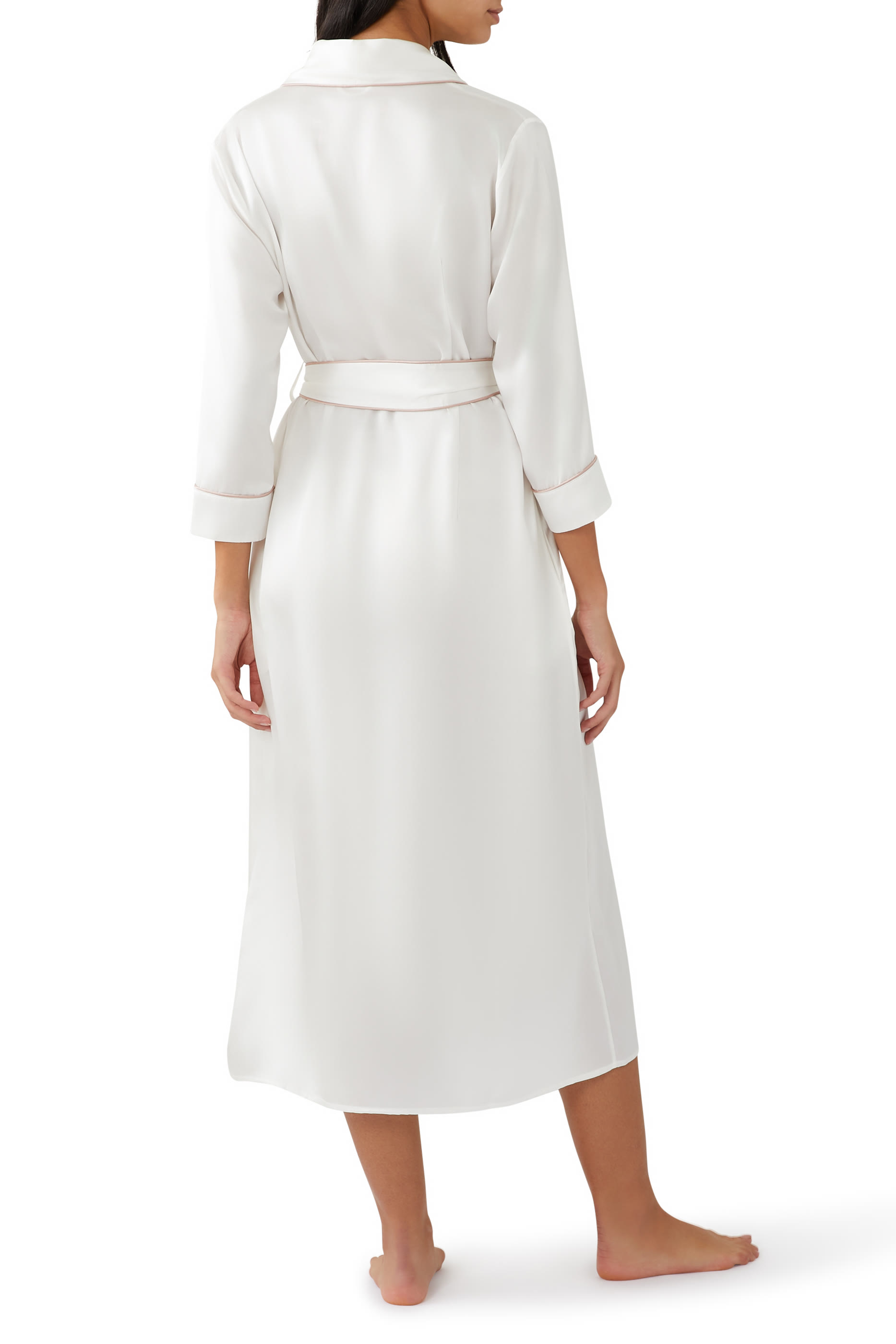 روب أستريد ساتان حريري