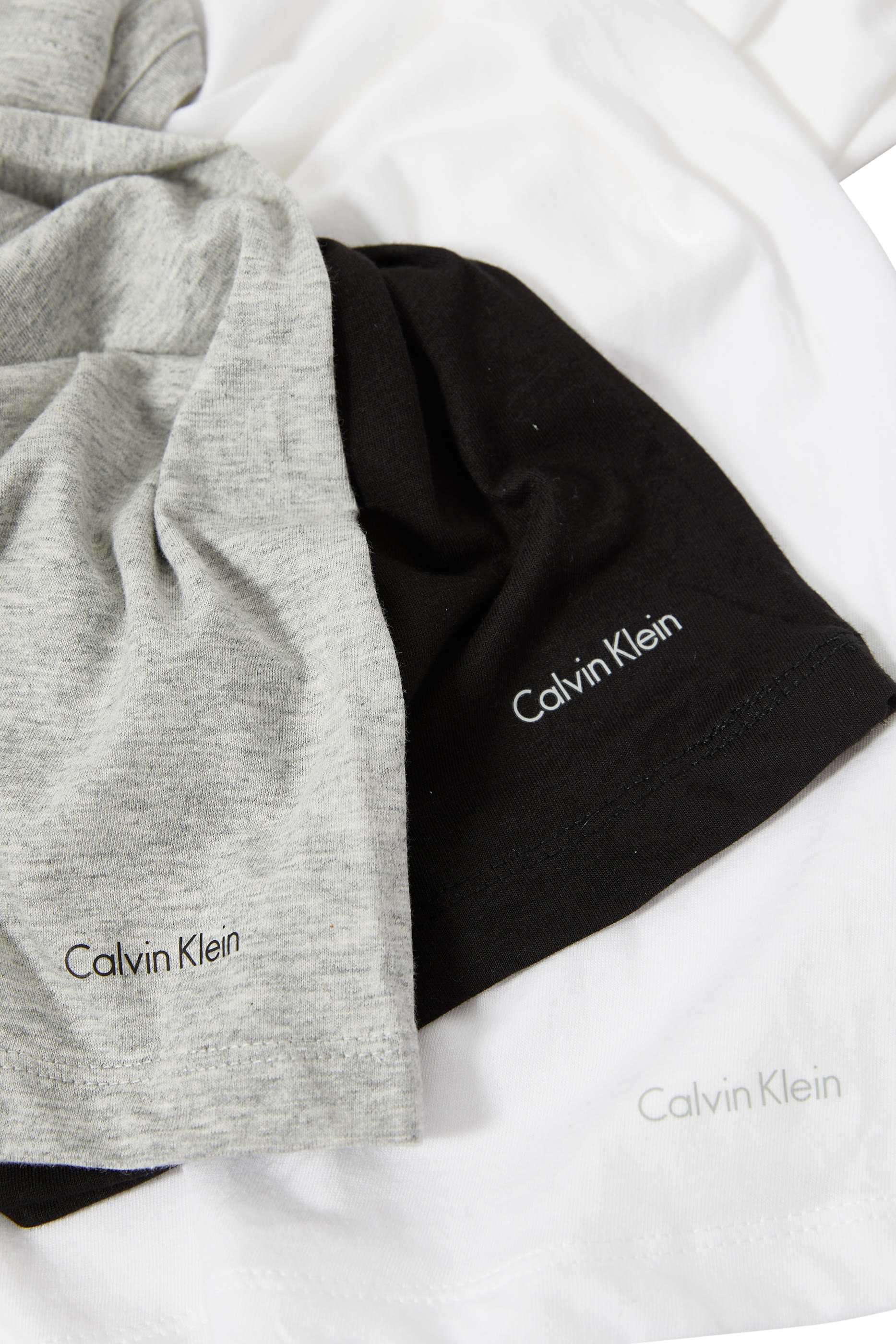 طقم تي شيرت كلاسيكي بفتحة رقبة مستديرة، 3 قطع