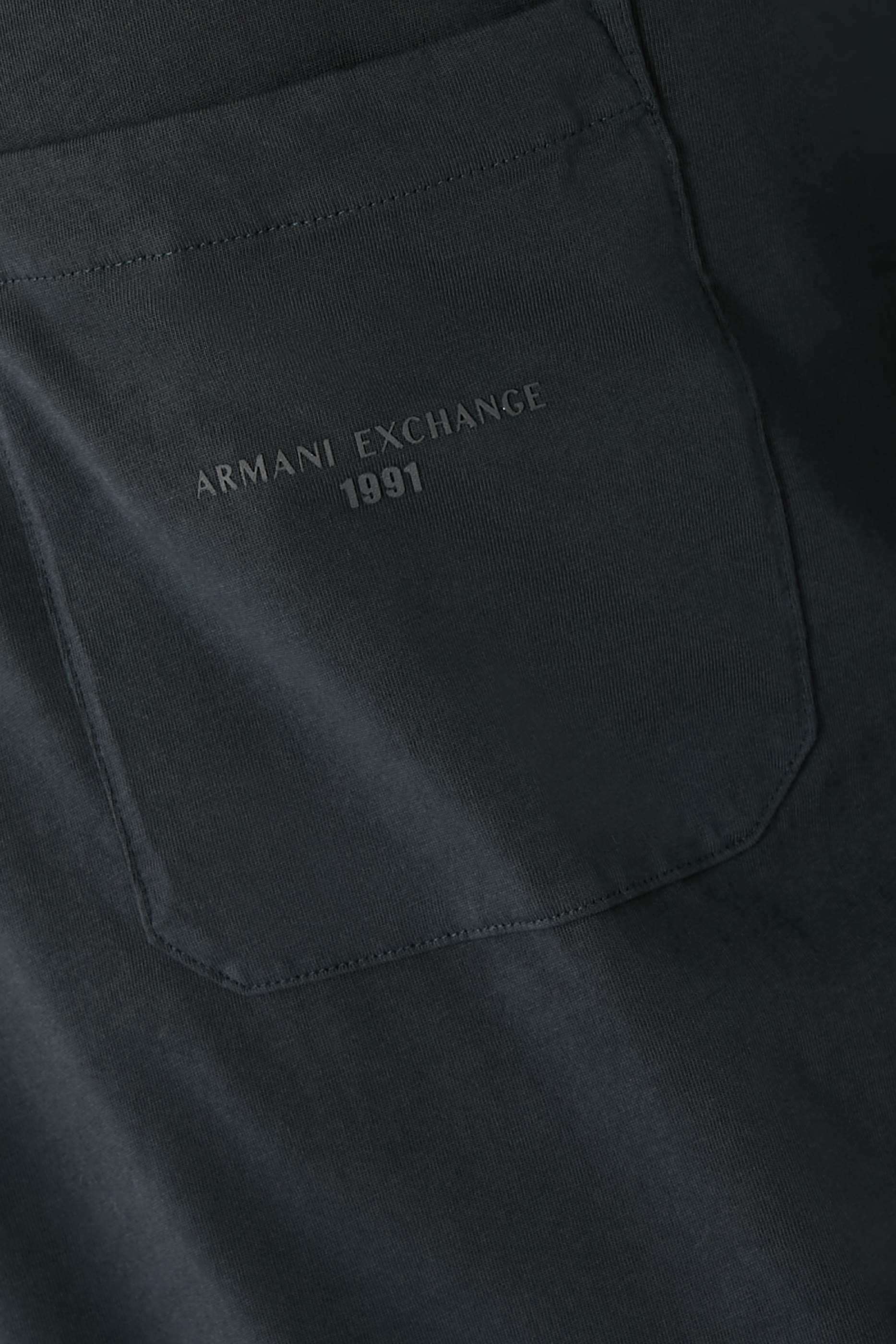 تيشيرت مارينا بجيب جانبي