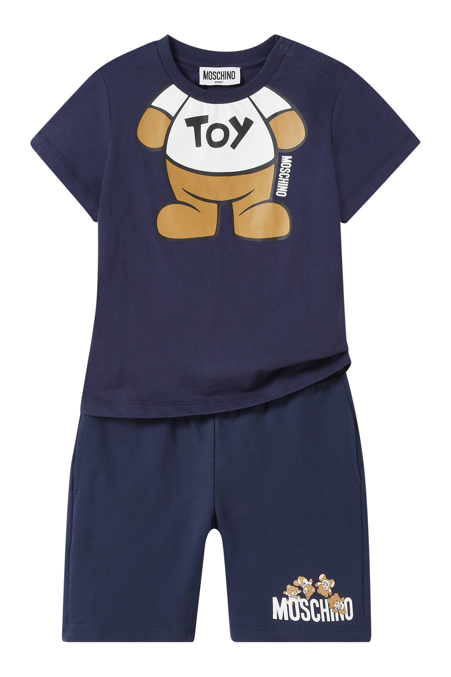 شورت بشعار الماركة للأطفال