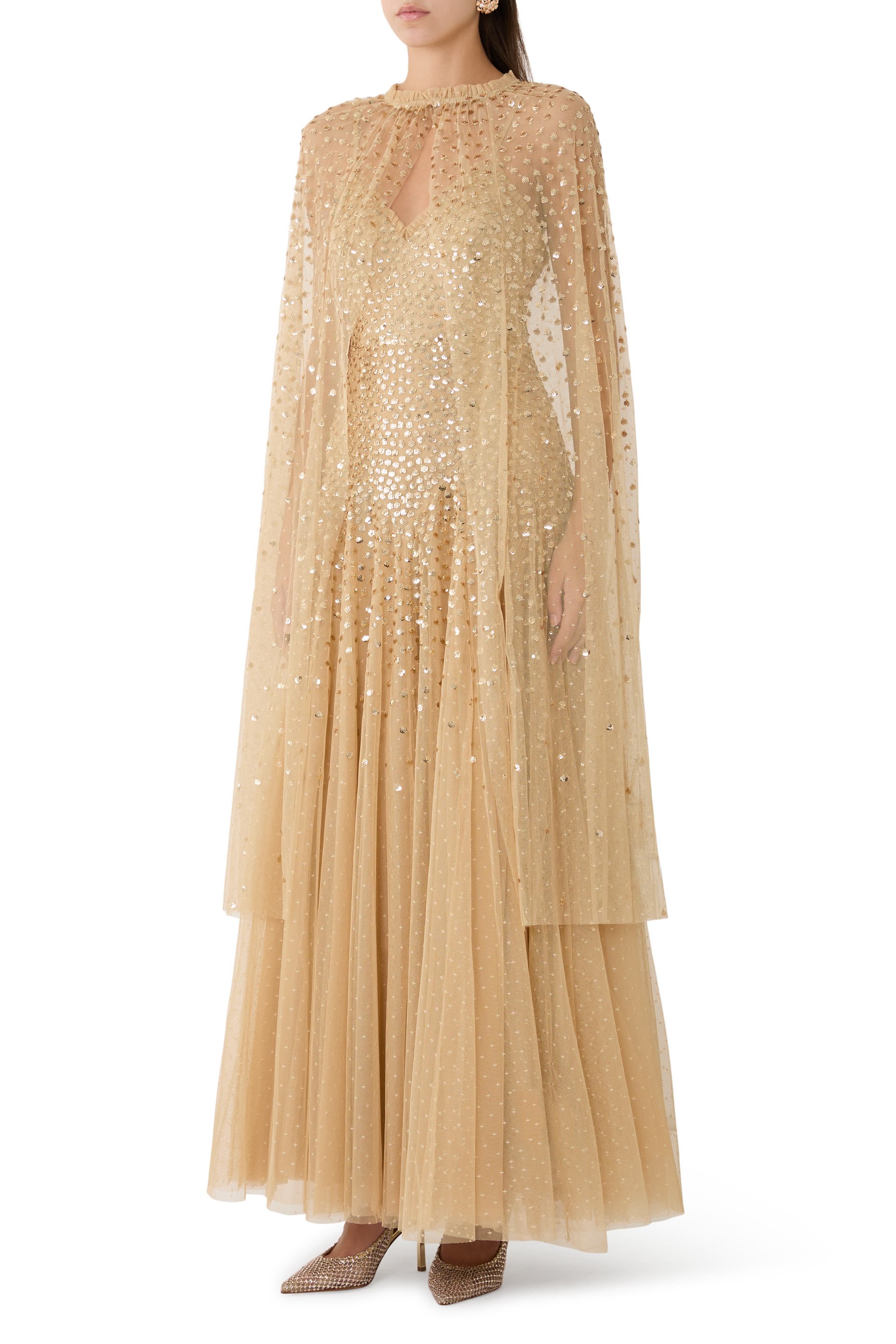 فستان سهرة كاسكيد بحمالات رفيعة وترتر وياقة عميقة