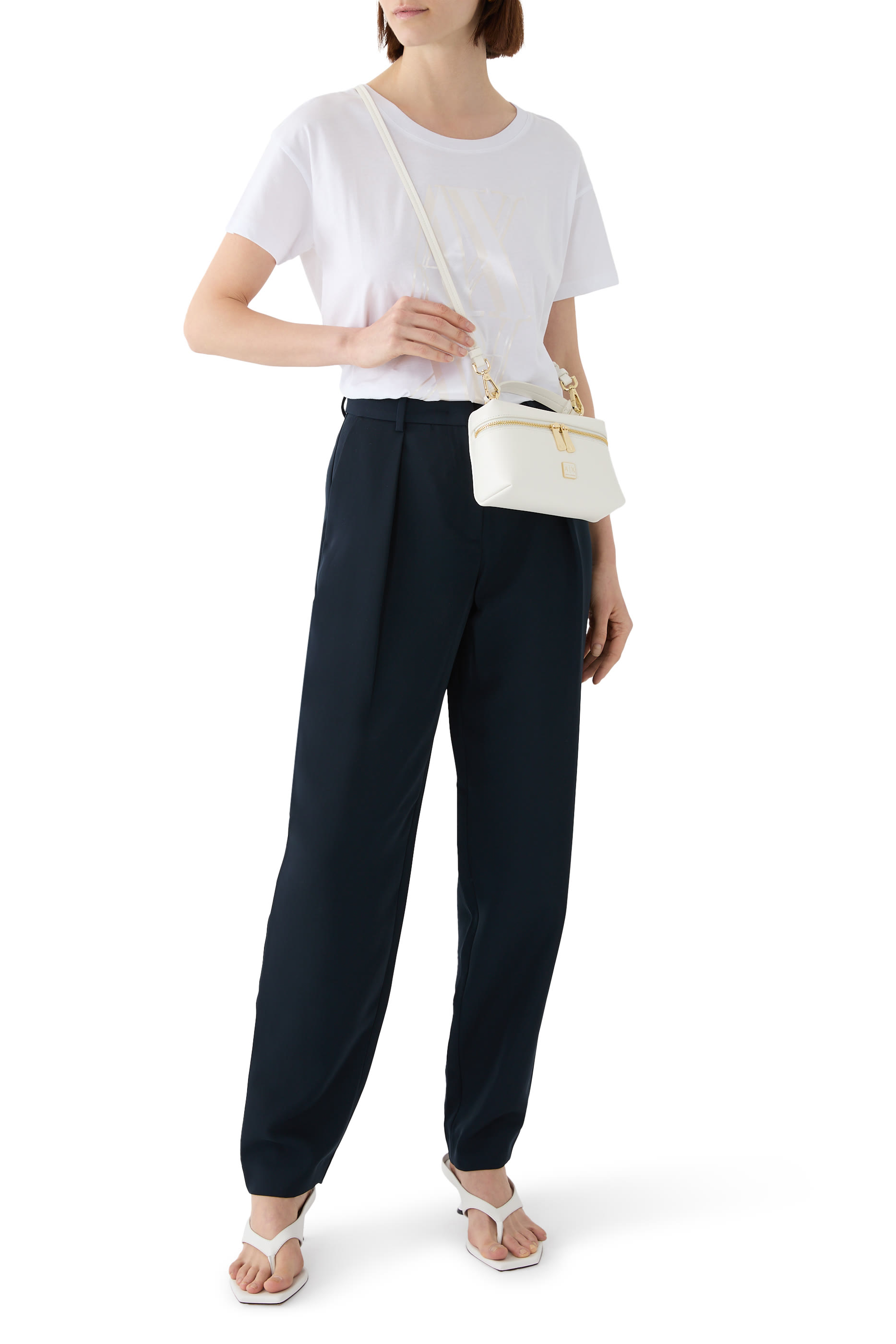 تيشيرت بشعار الماركة