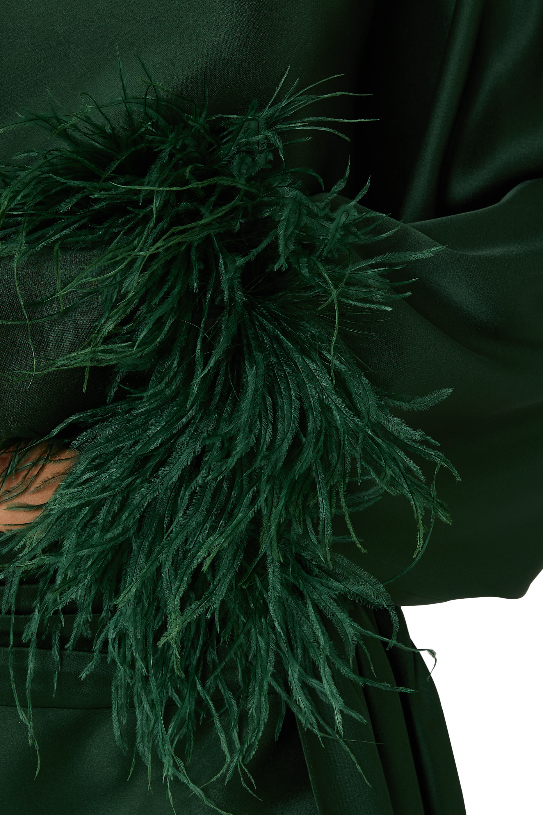 بلوزة قفطان مزينة بريش ساتان