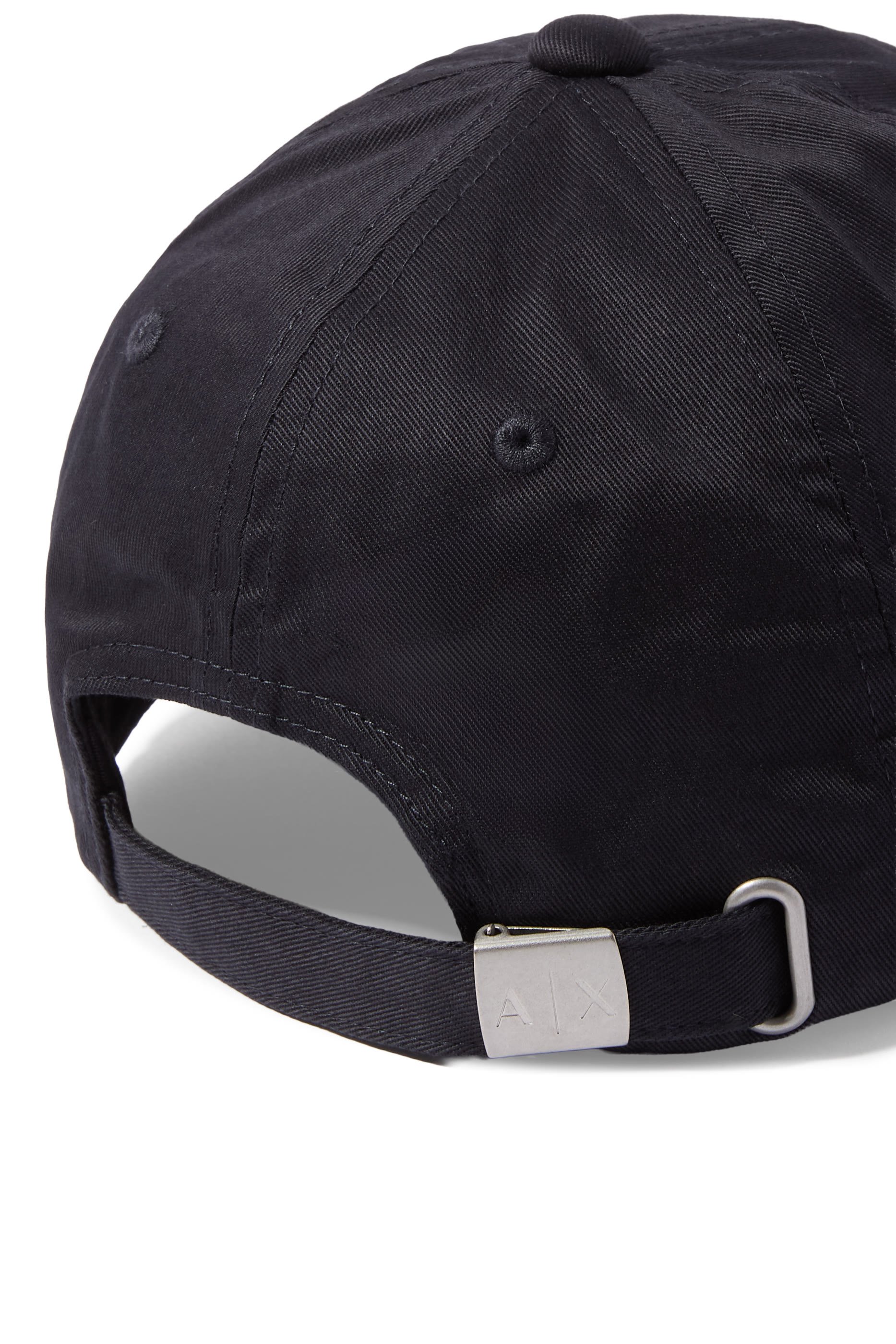 كاب بشعار الماركة