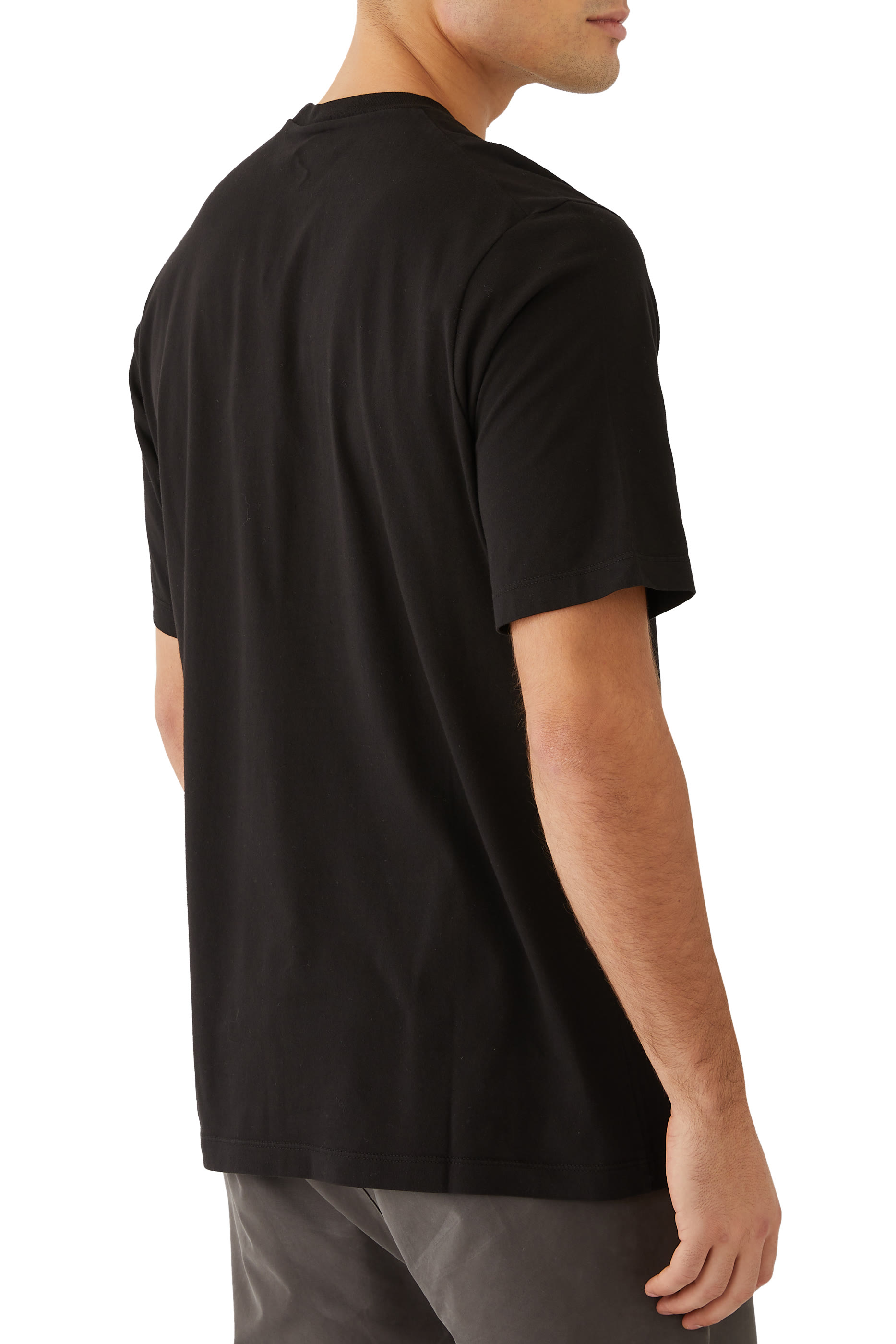 تيشيرت بشعار الماركة قطن