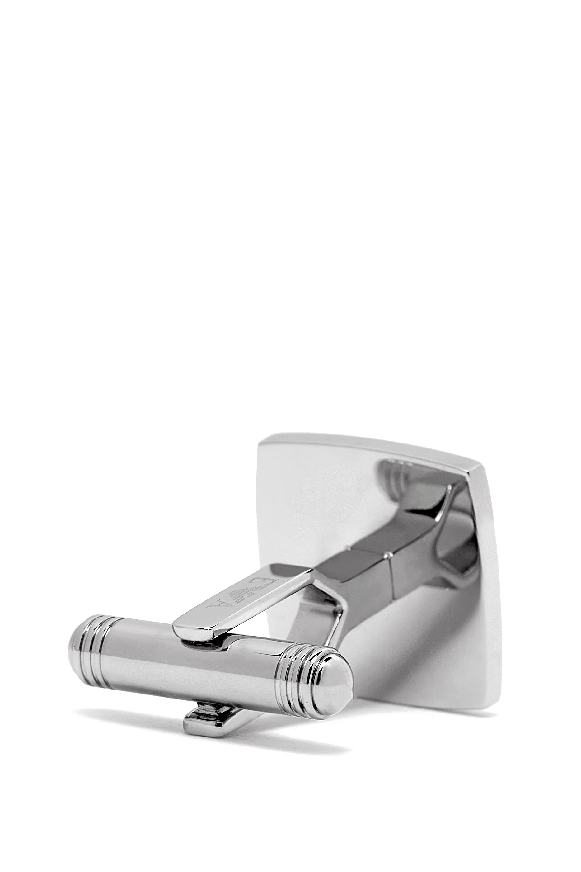 أزرار أكمام بشعار الماركة