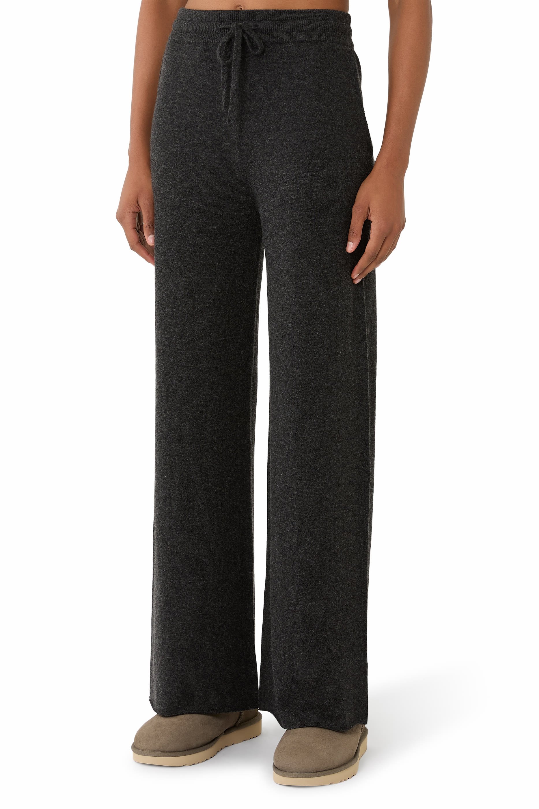 بنطال بريكويل