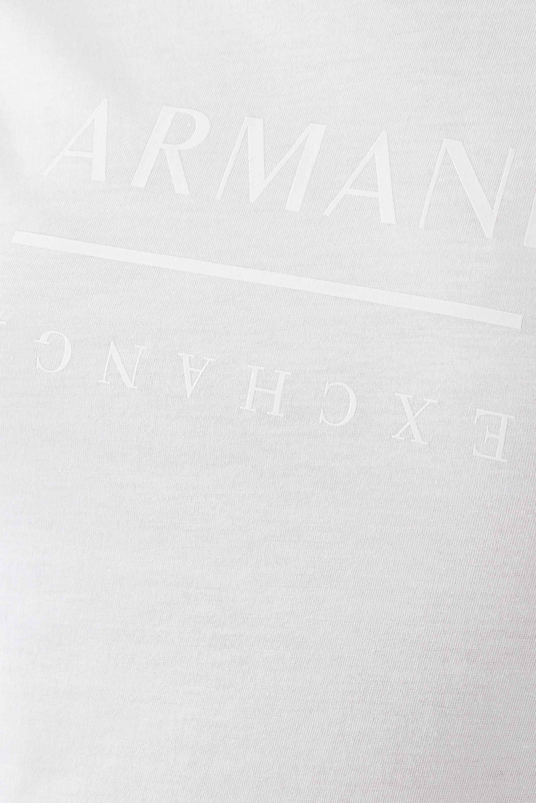 تيشيرت بشعار الماركة قطن