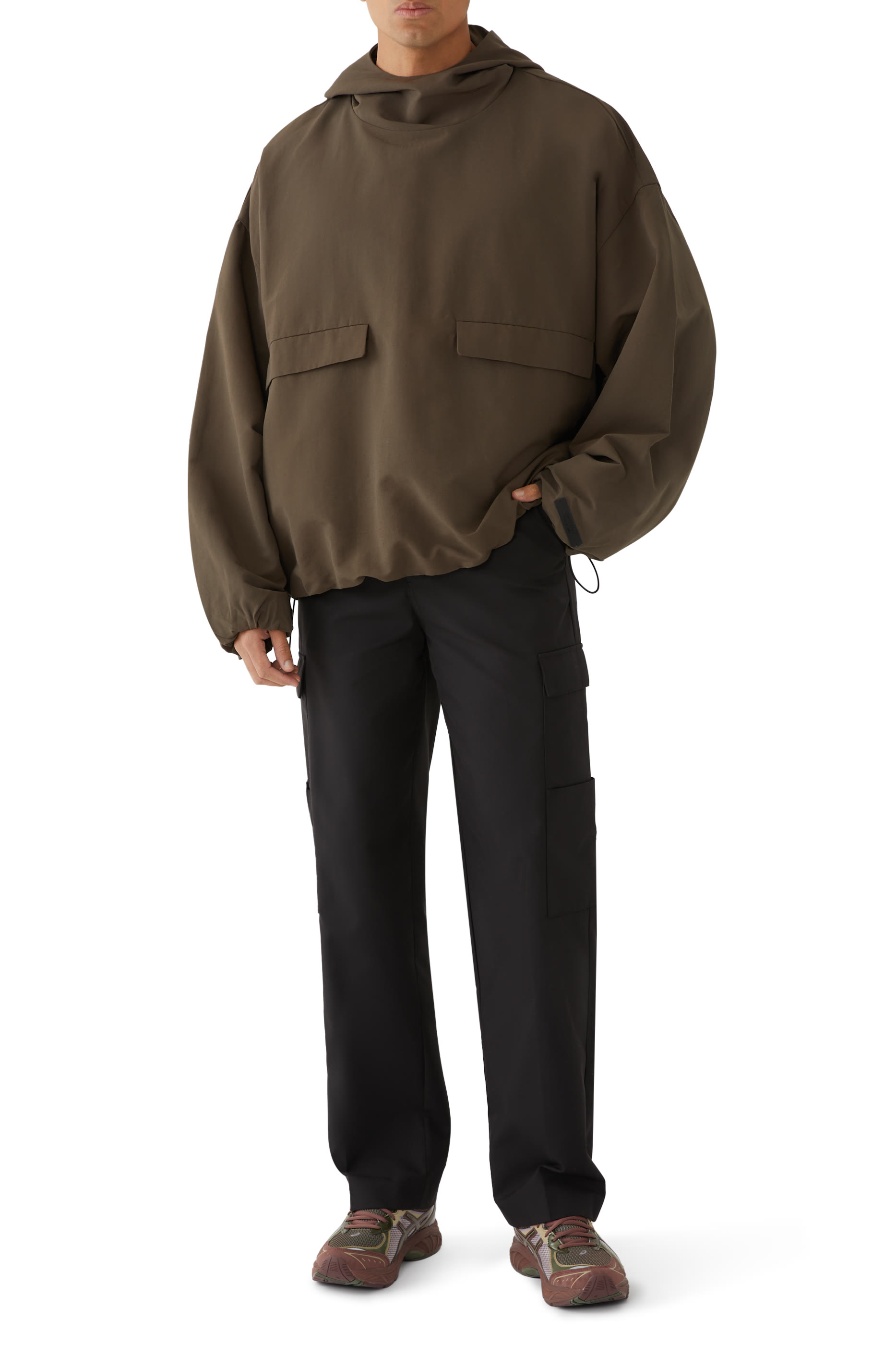 أنوراك بتصميم عسكري بغطاء رأس نايلون