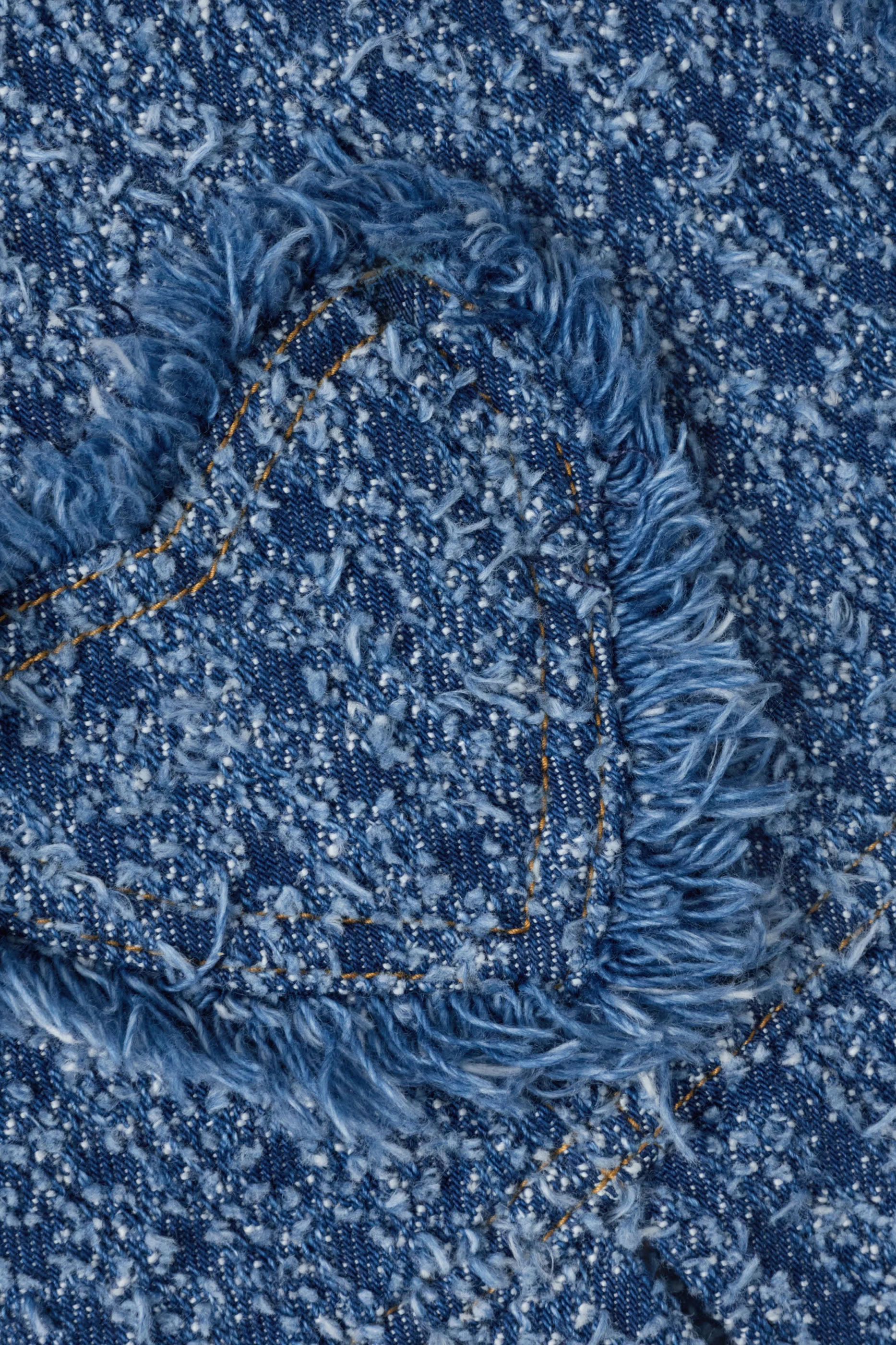 فستان بتفاصيل بتصميم قلب دنيم بارز الملمس للأطفال