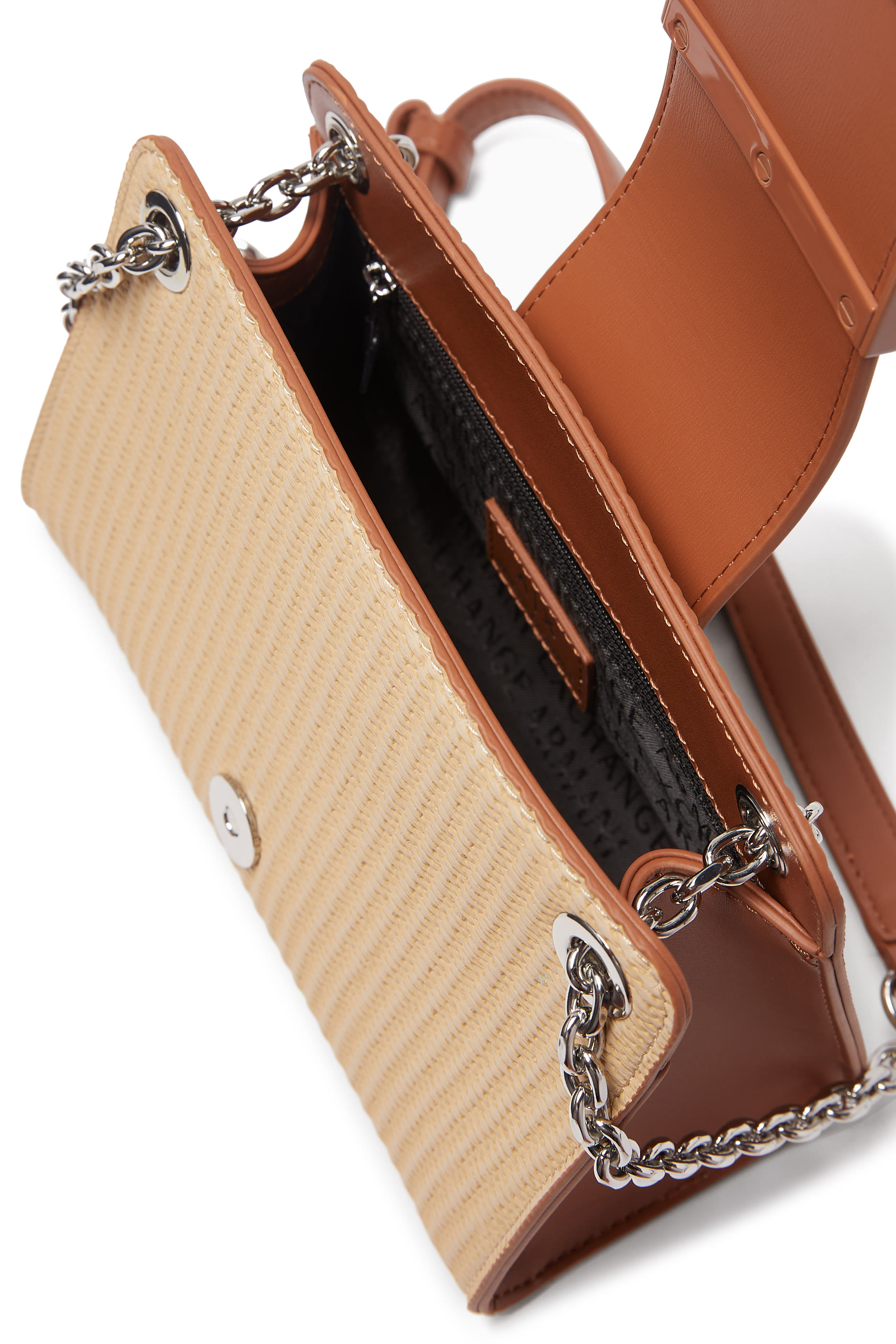 حقيبة سوزي بشعار الماركة قش