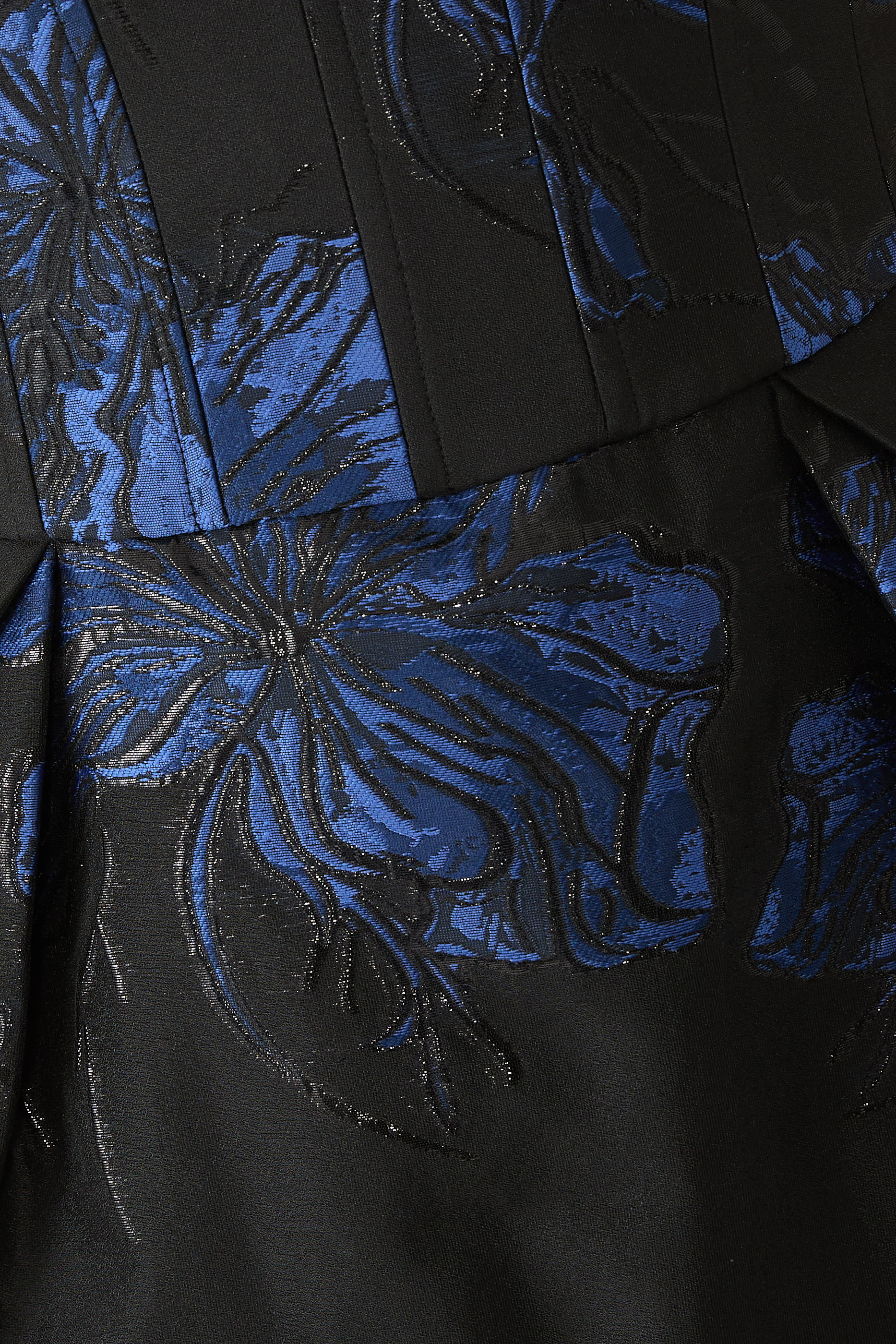 فستان أليكساندرا متوسط الطول