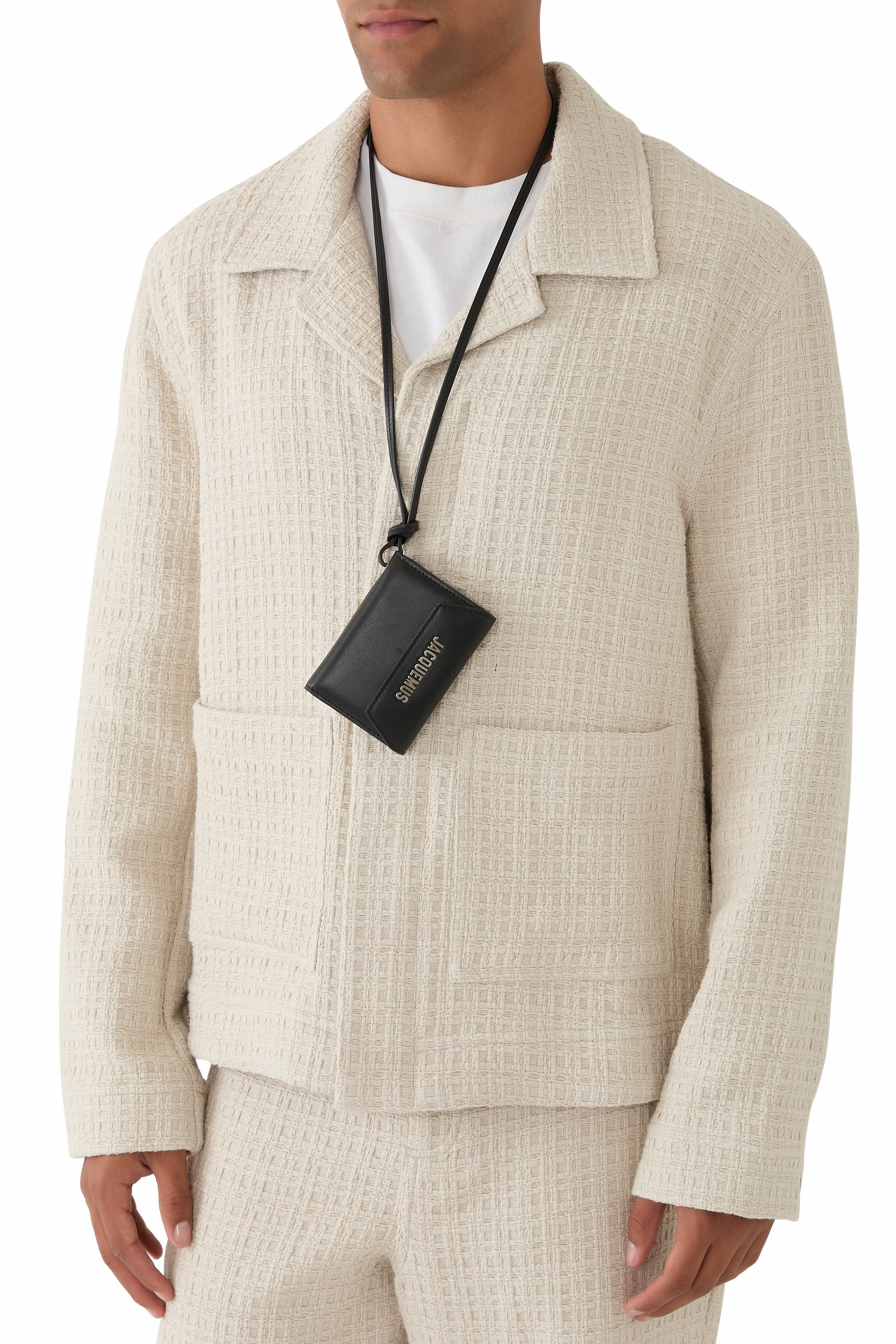 محفظة بتصميم ظرف