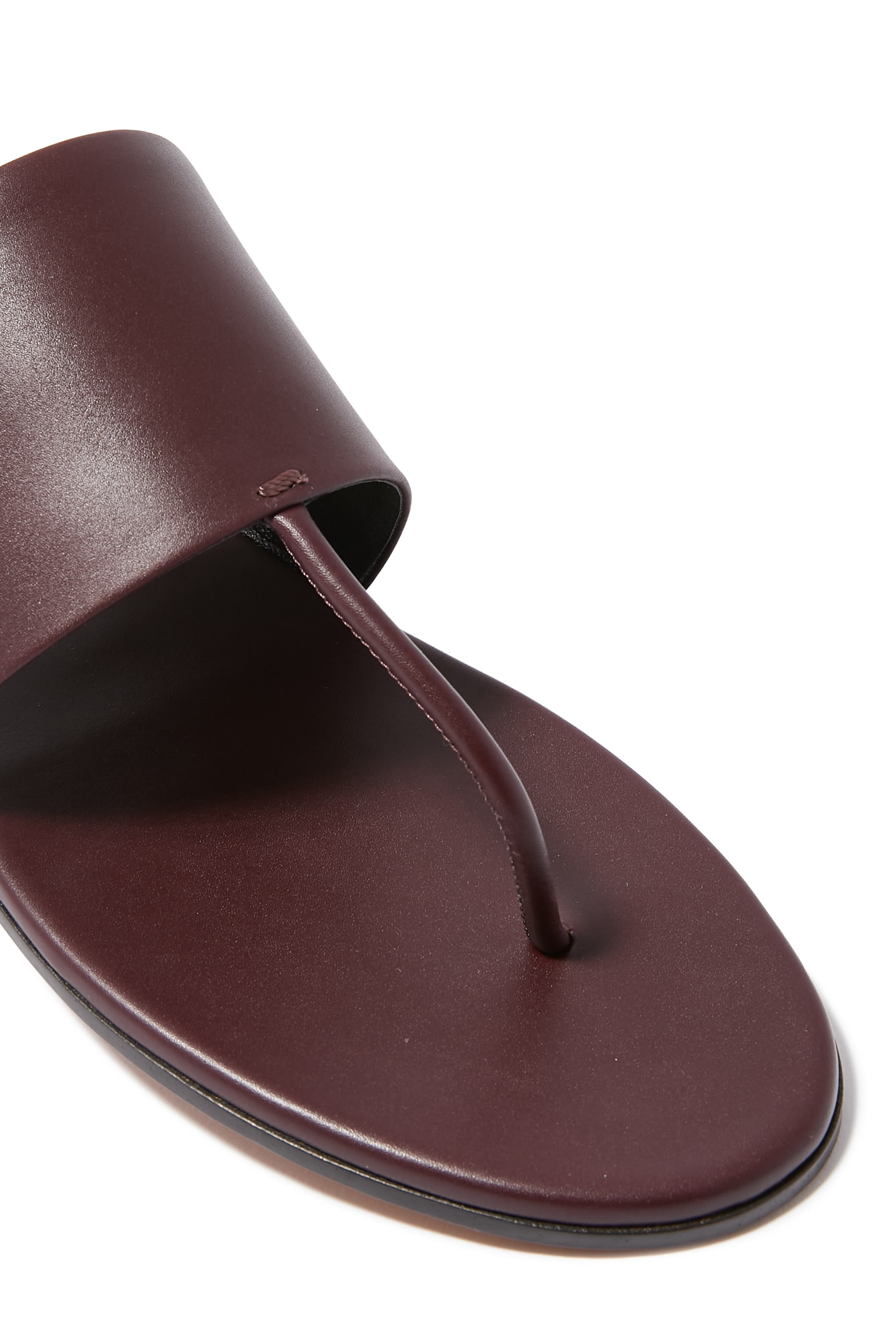 صندل سيجنم بكعب مسطح